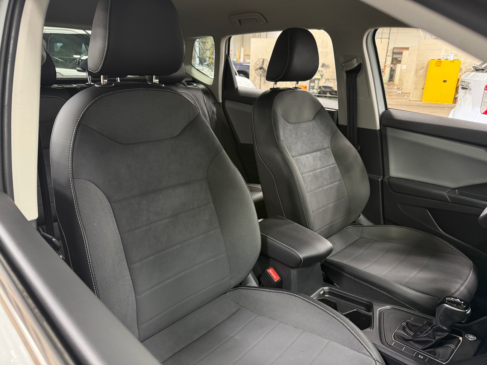 Thumbnail: 2022 Volkswagen Taos - 2