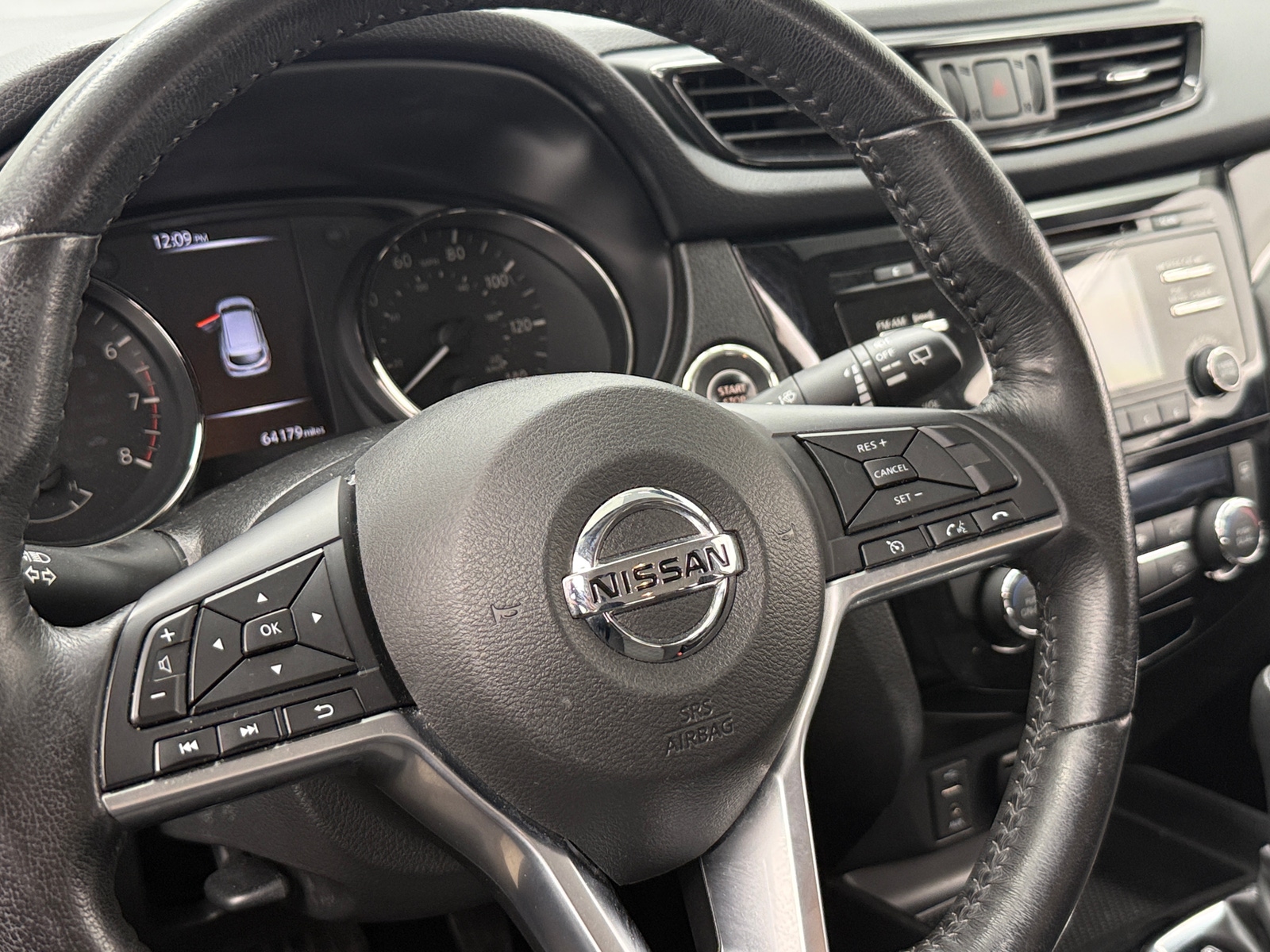 Thumbnail: 2018 Nissan Rogue Sport - 5