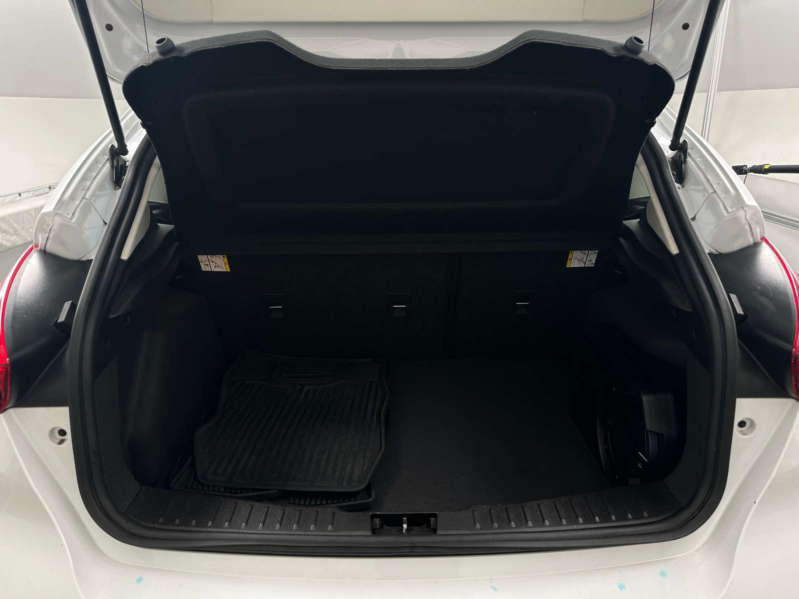 Thumbnail: 2018 Ford Focus - 7