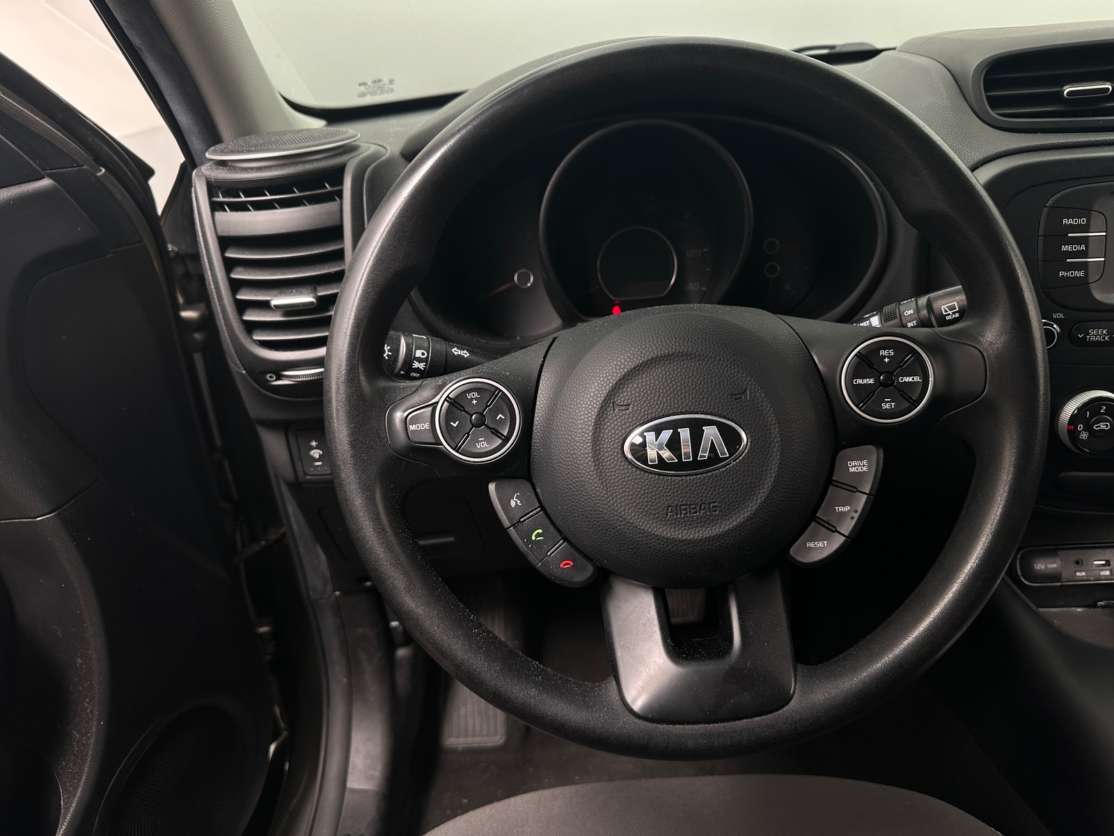 Thumbnail: 2017 Kia Soul - 5