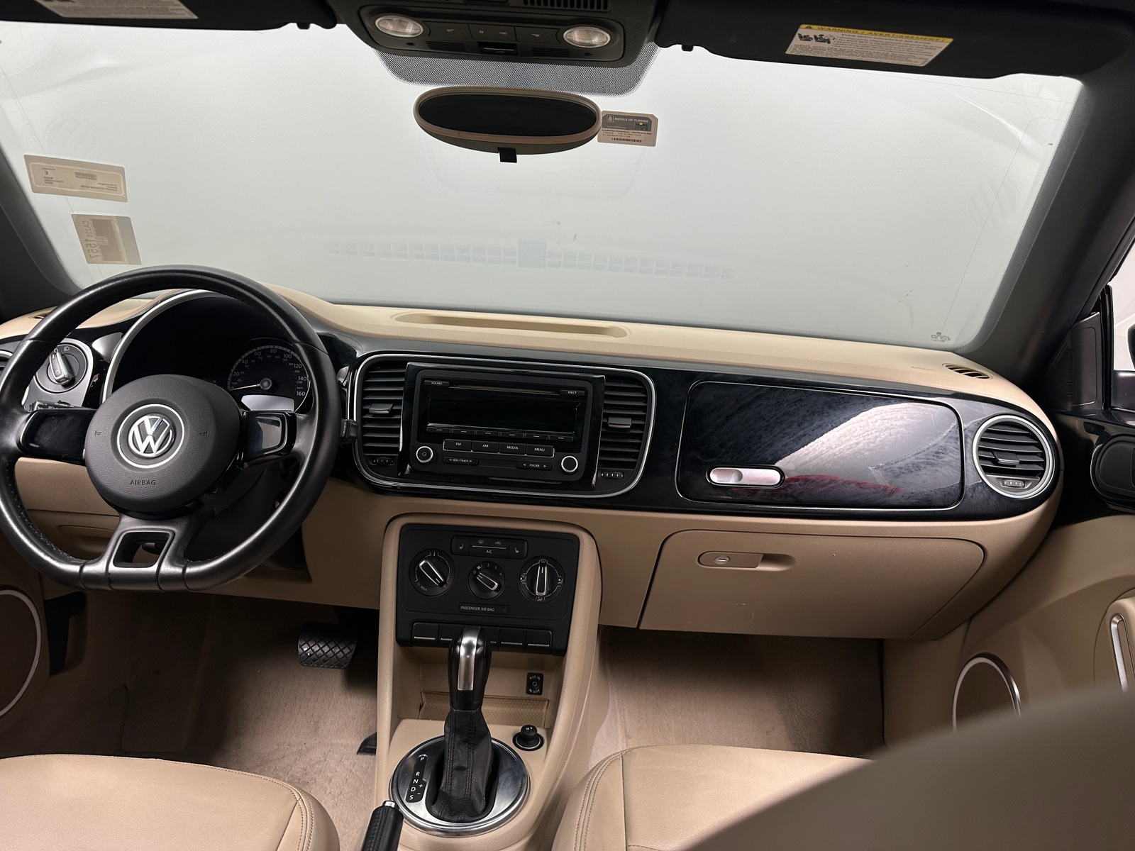 Thumbnail: 2013 Volkswagen Beetle - 3