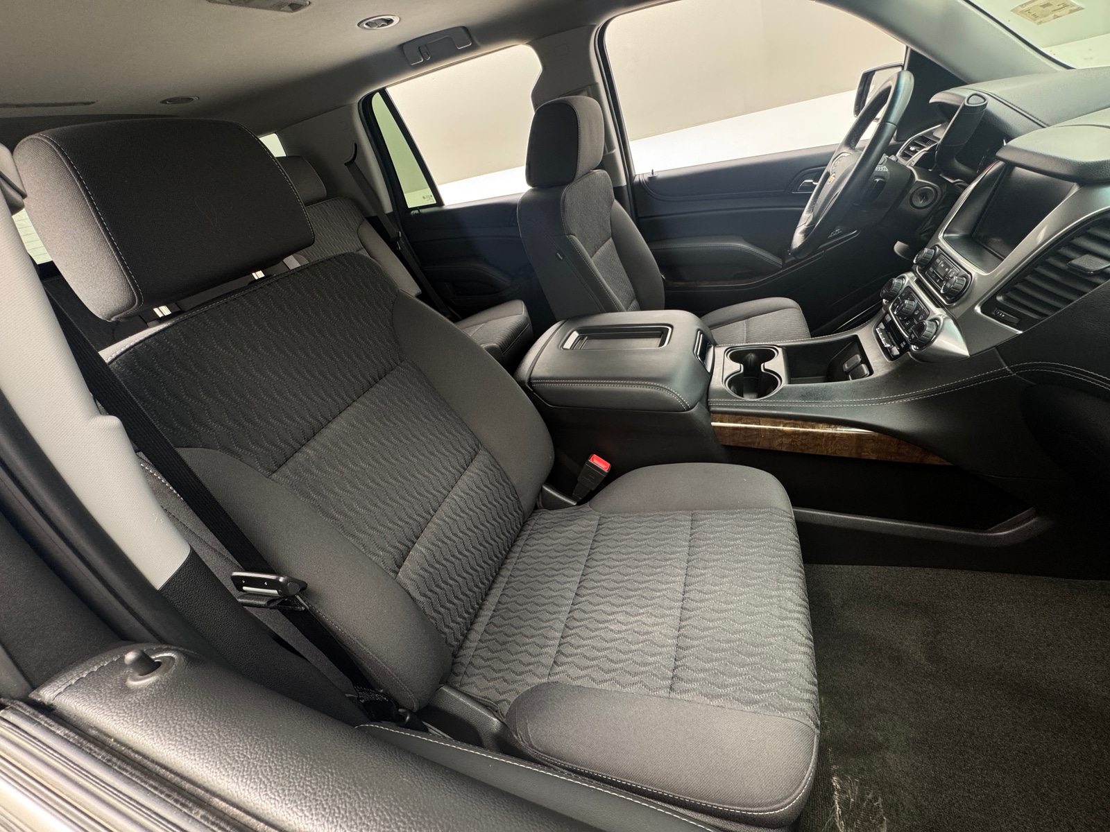 Thumbnail: 2018 Chevrolet Tahoe - 2