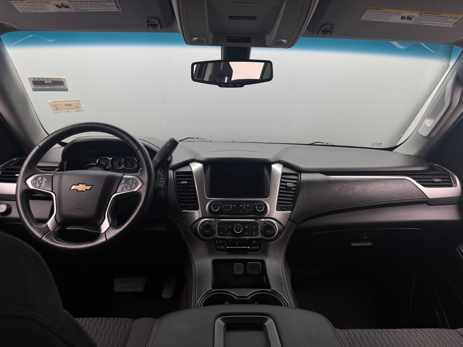 Thumbnail: 2018 Chevrolet Tahoe - 3