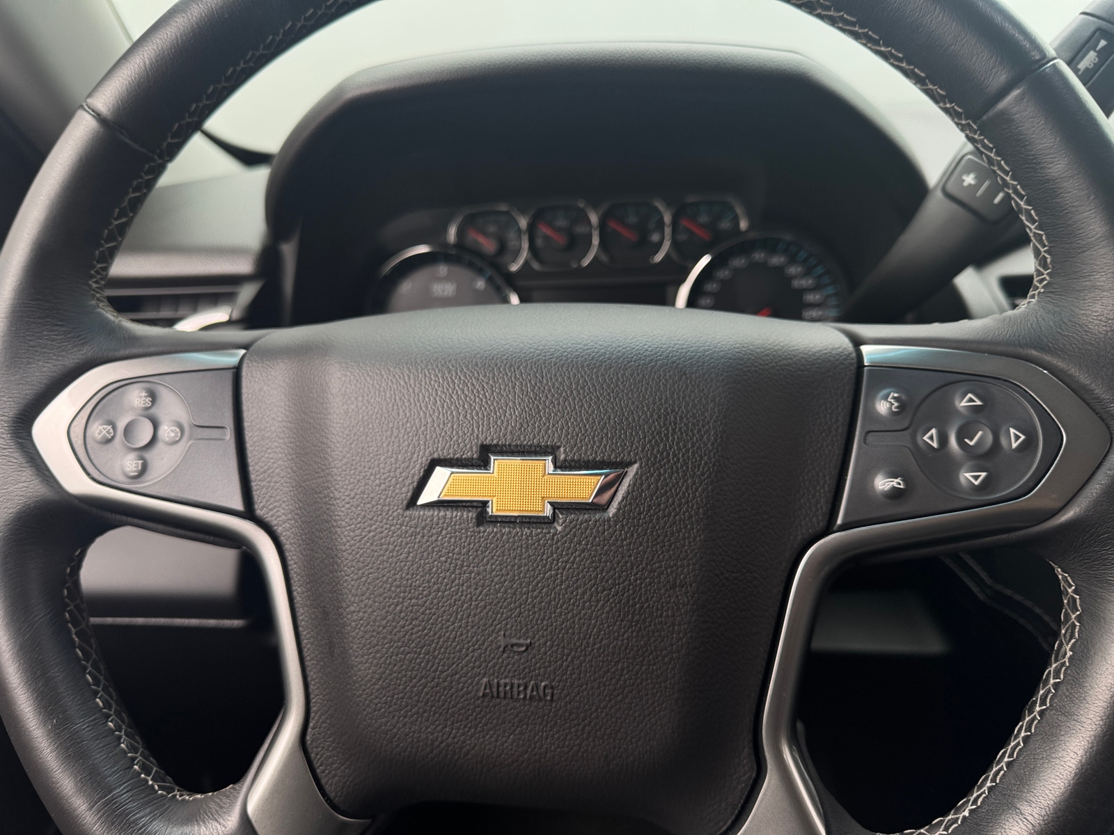 Thumbnail: 2018 Chevrolet Tahoe - 5