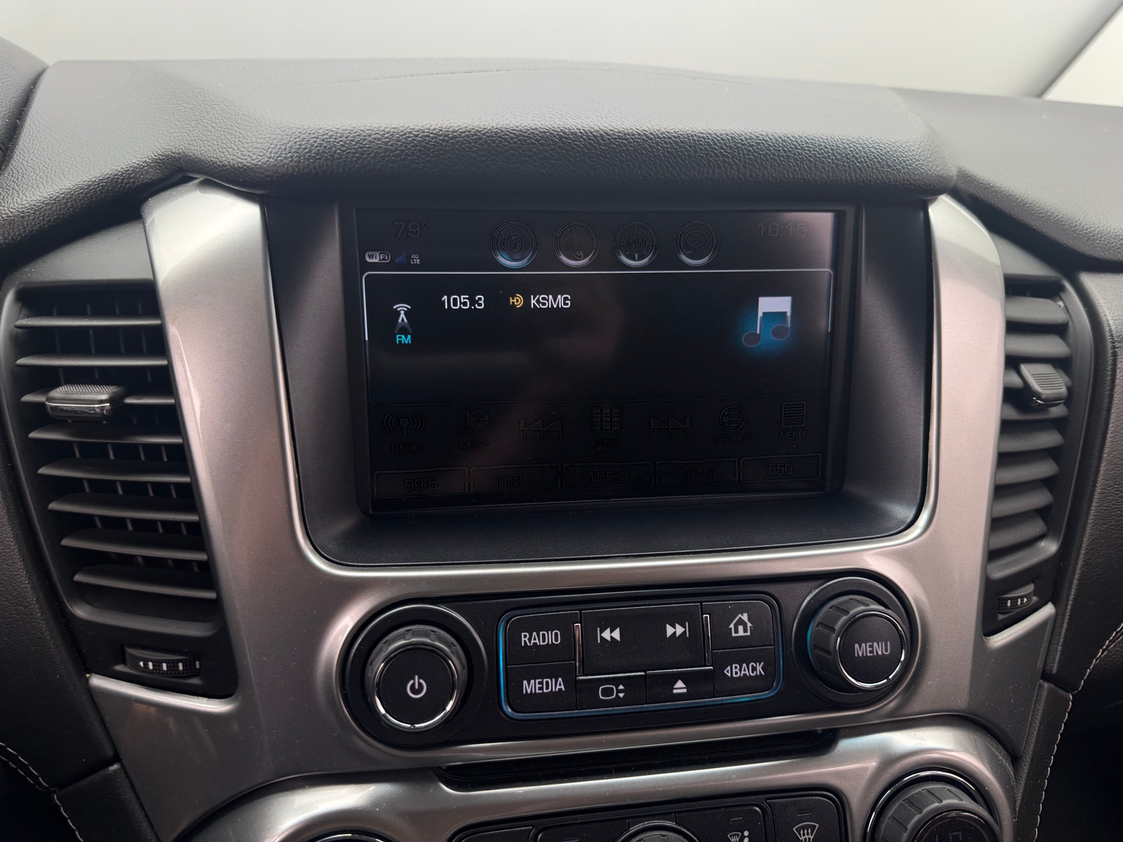 Thumbnail: 2018 Chevrolet Tahoe - 4