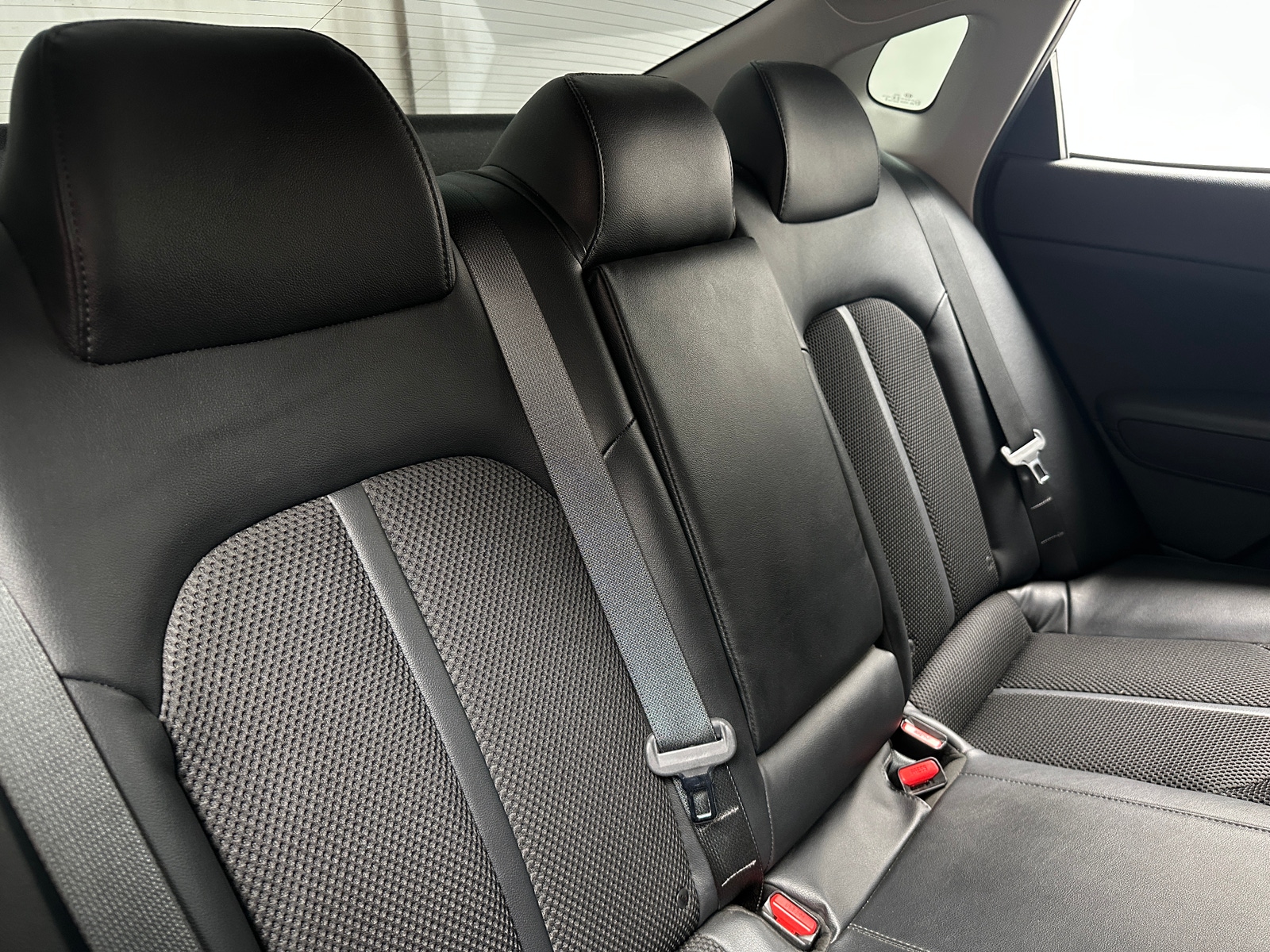 Thumbnail: 2020 Kia Optima - 6