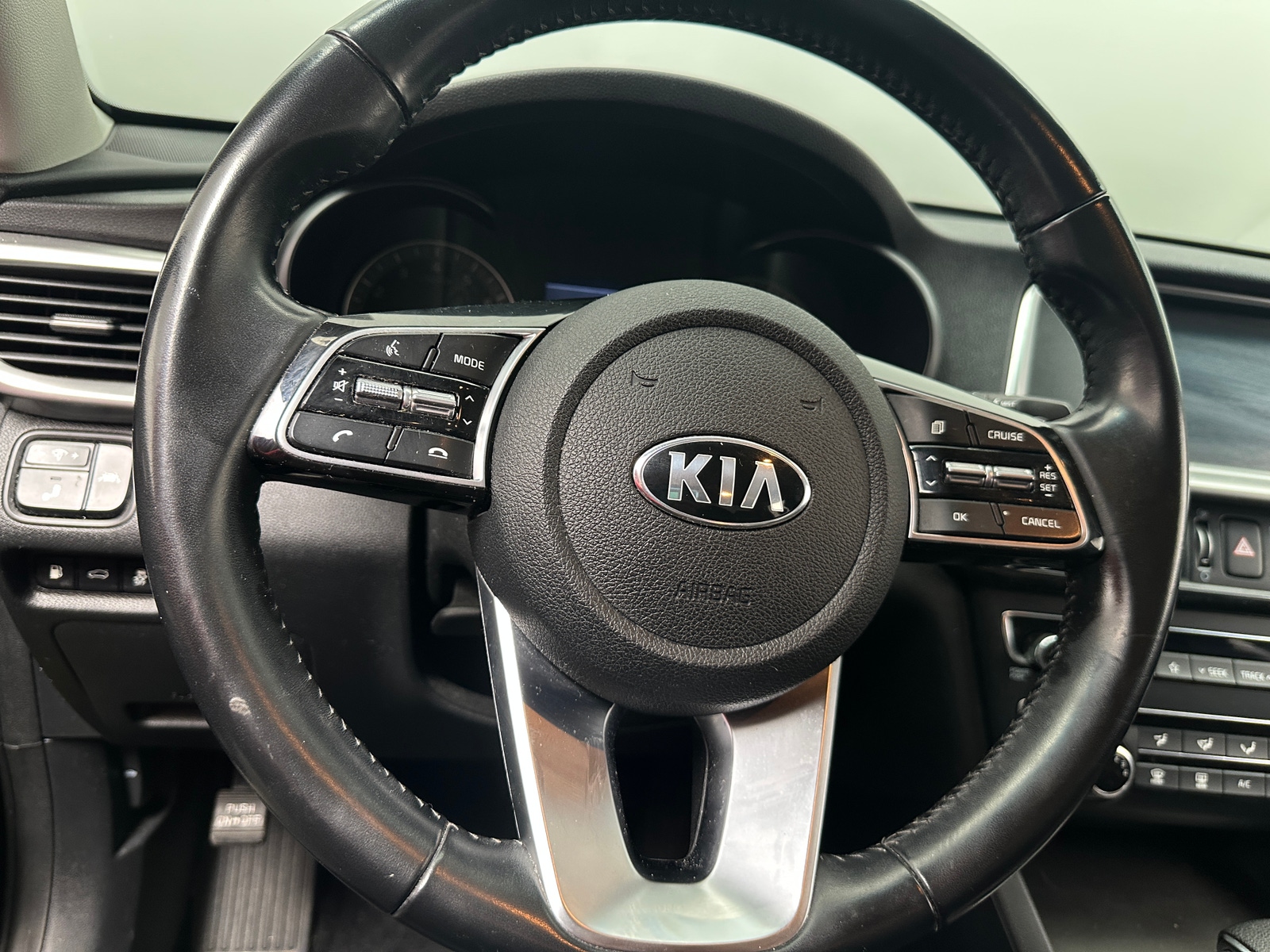 Thumbnail: 2020 Kia Optima - 5