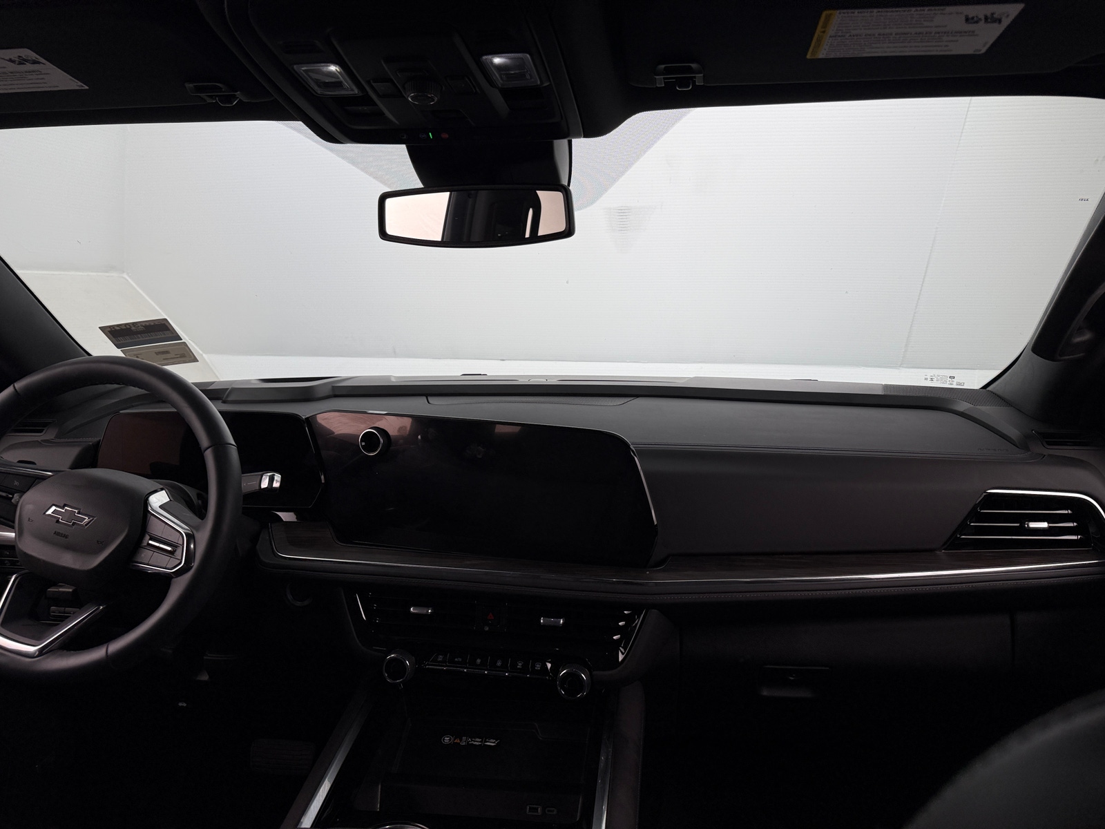 Thumbnail: 2025 Chevrolet Tahoe - 2