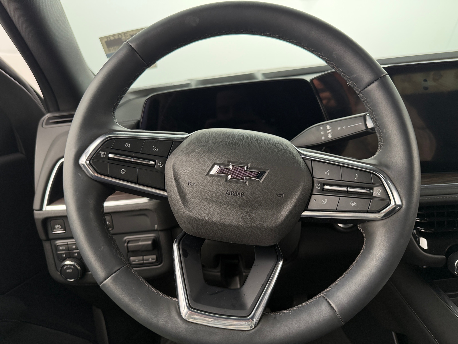 Thumbnail: 2025 Chevrolet Tahoe - 4