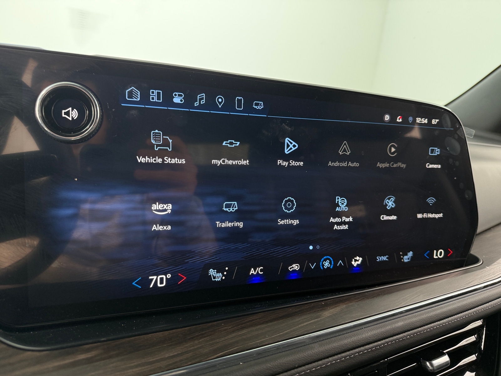 Thumbnail: 2025 Chevrolet Tahoe - 3