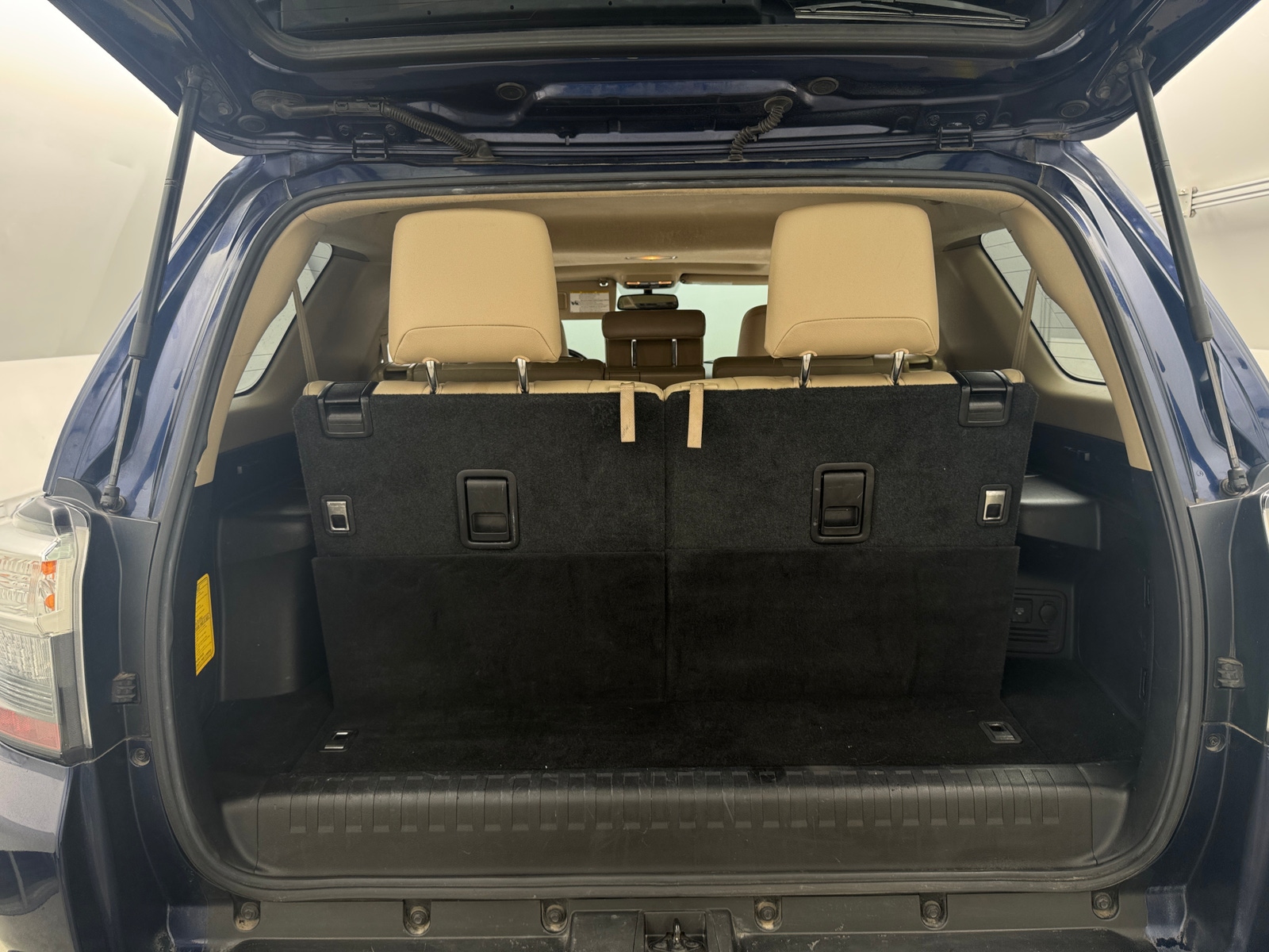 Thumbnail: 2016 Toyota 4Runner - 6