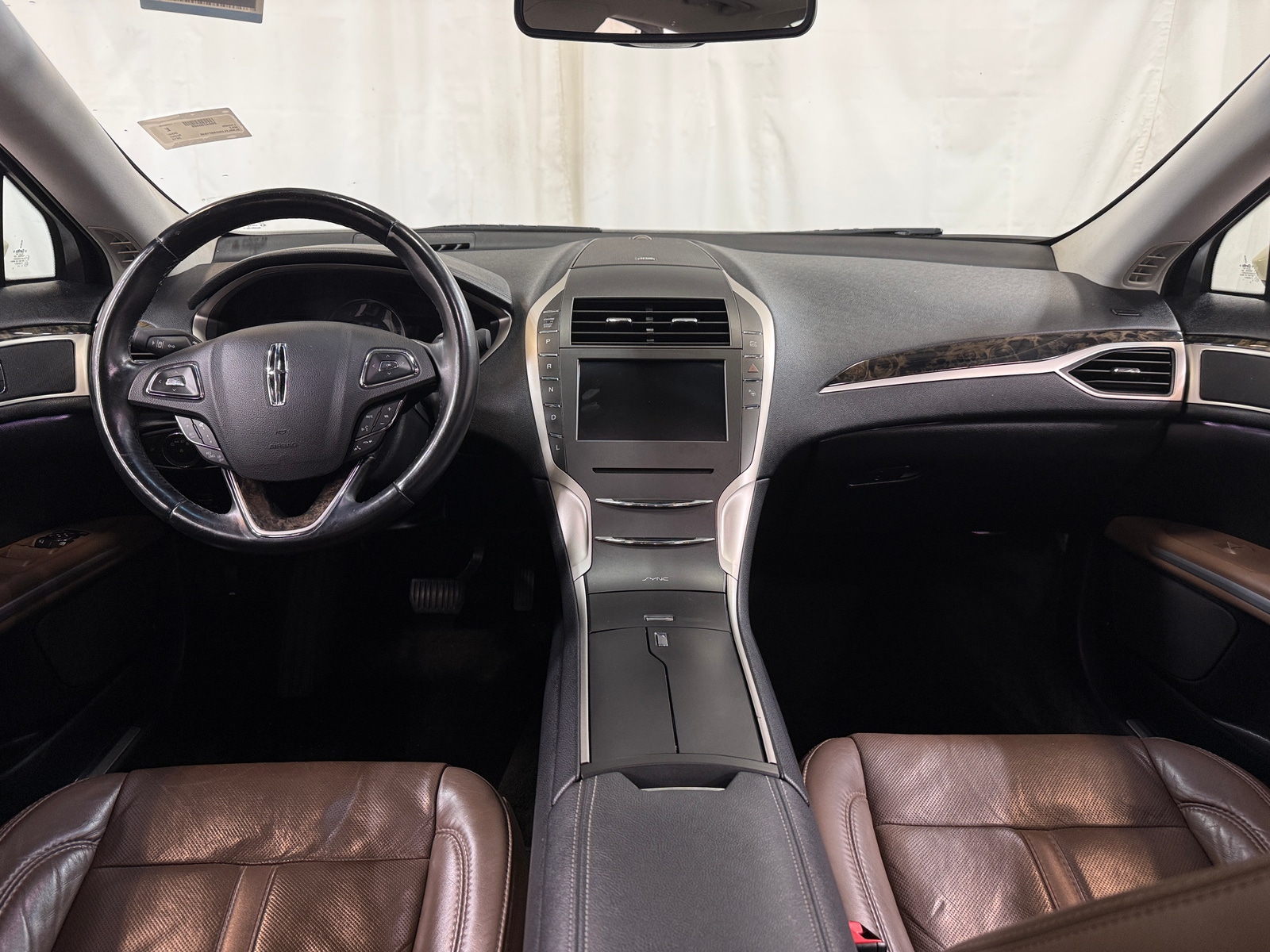 Thumbnail: 2016 Lincoln MKZ - 2