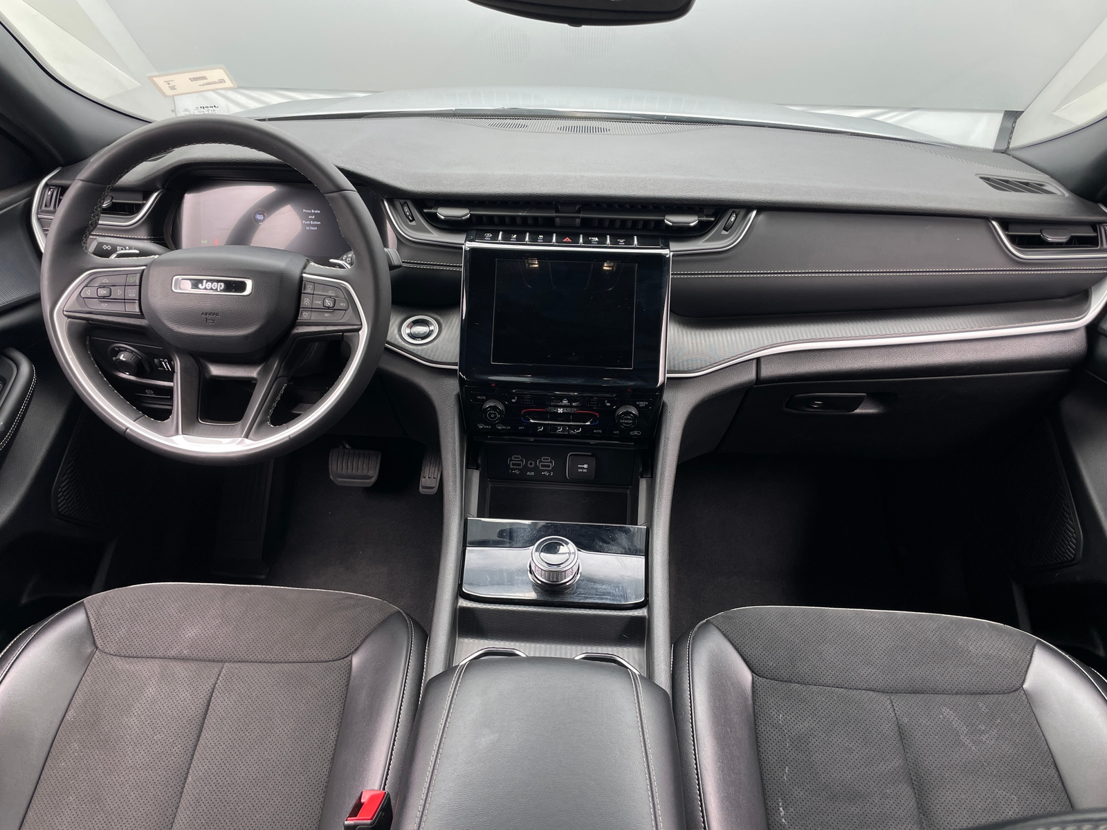 Thumbnail: 2024 Jeep Grand Cherokee L - 2