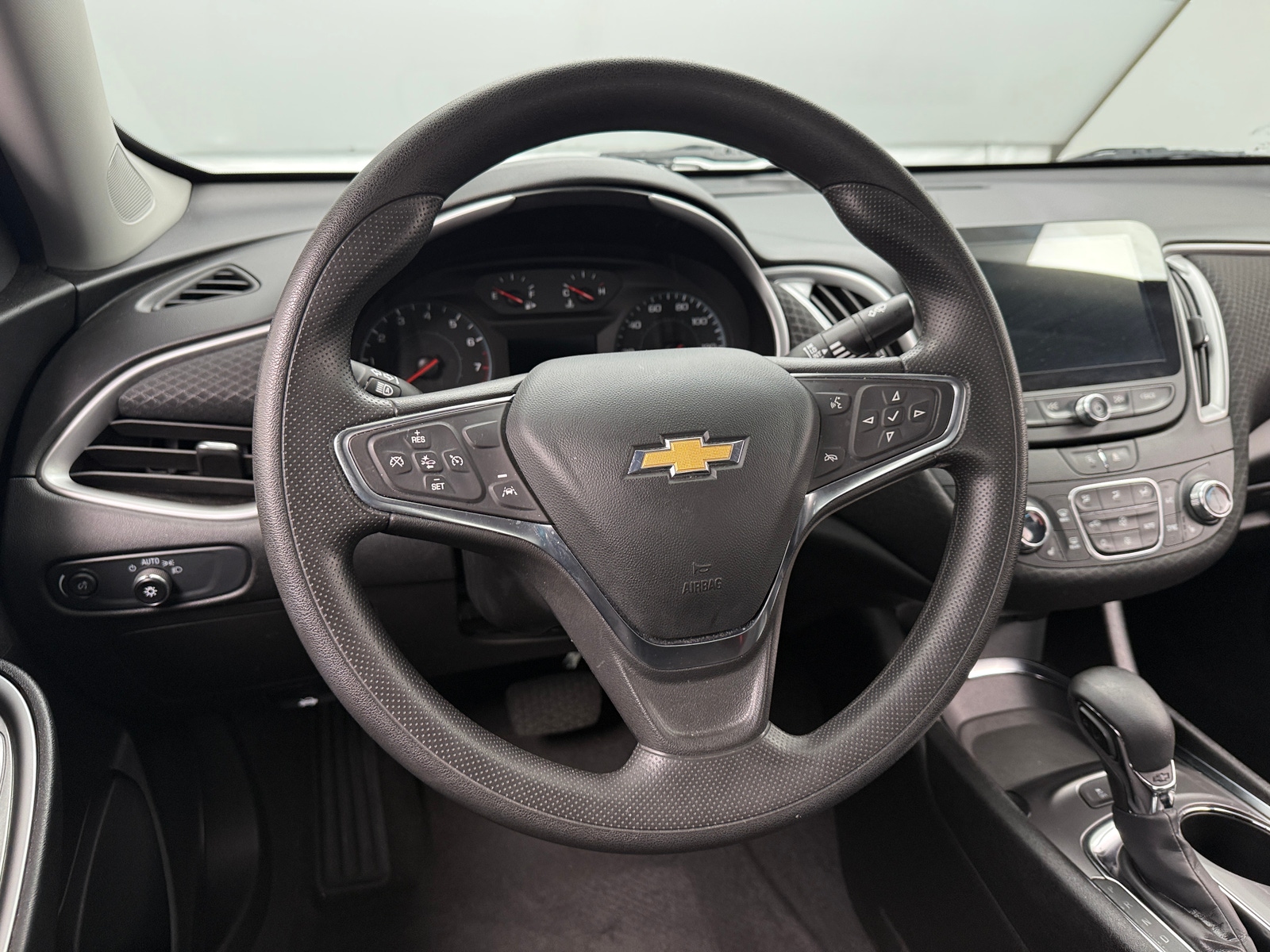 Thumbnail: 2024 Chevrolet Malibu - 5