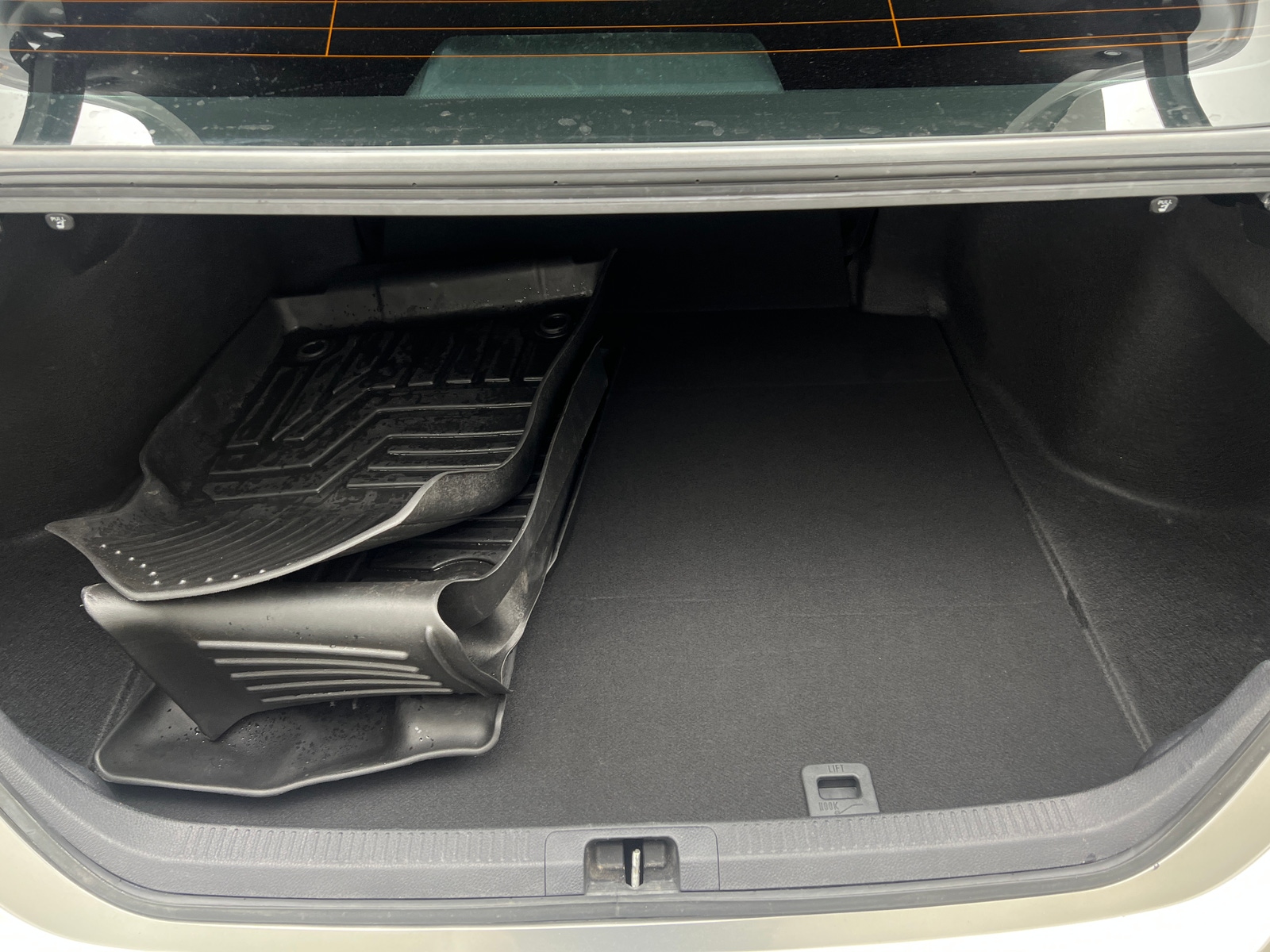 Thumbnail: 2020 Toyota Camry - 7