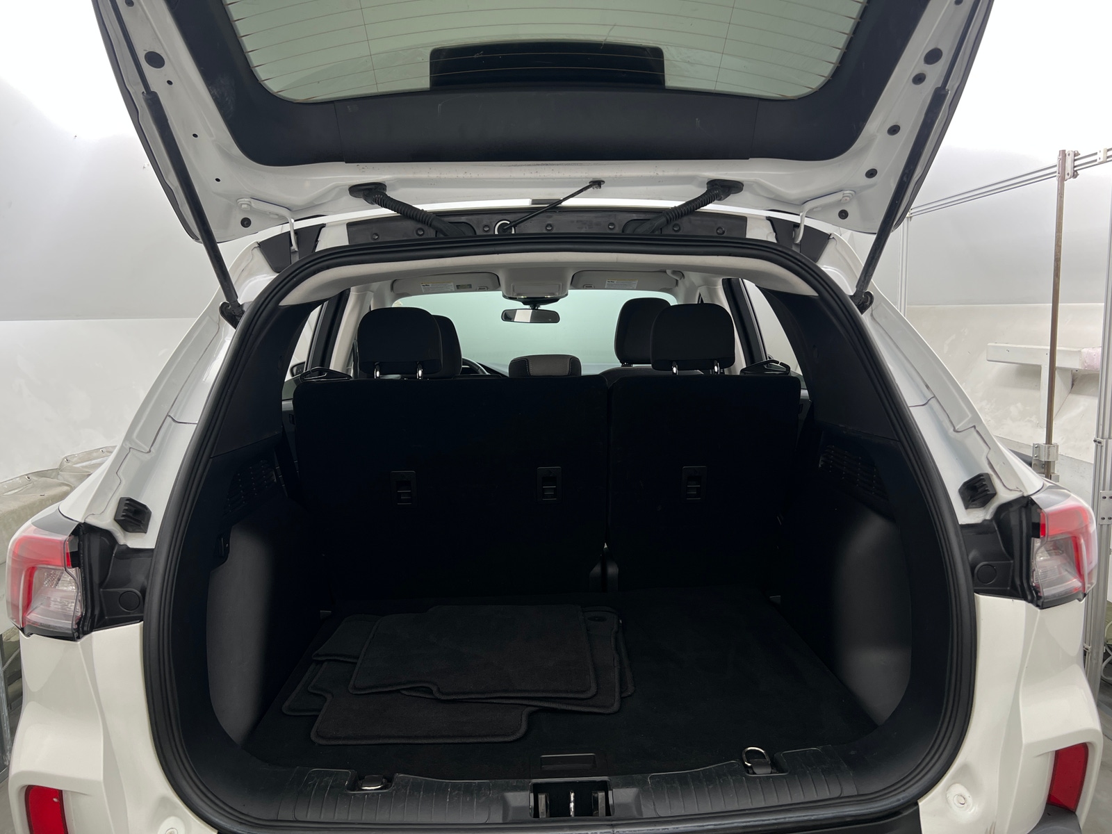 Thumbnail: 2022 Ford Escape - 7