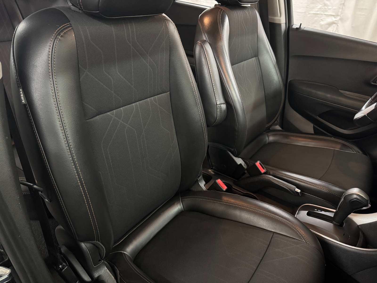 Thumbnail: 2019 Chevrolet Trax - 2