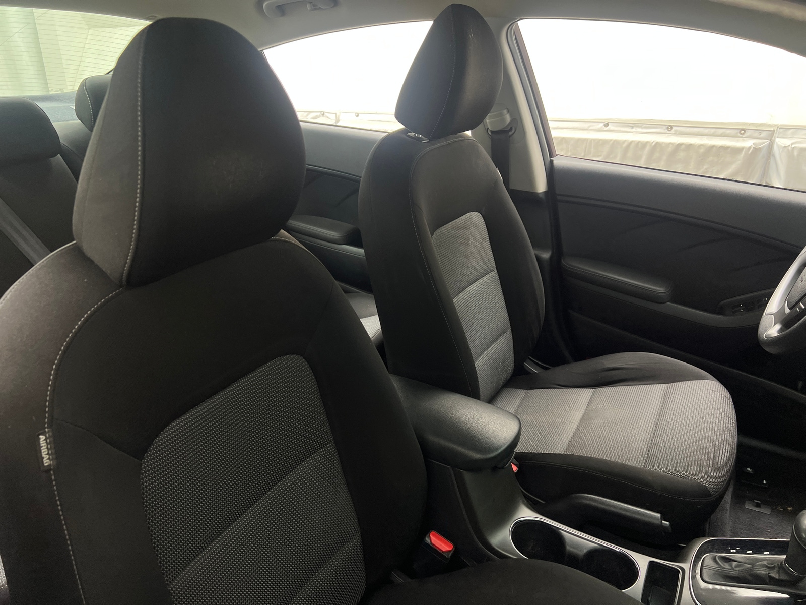 Thumbnail: 2017 Kia Forte - 2