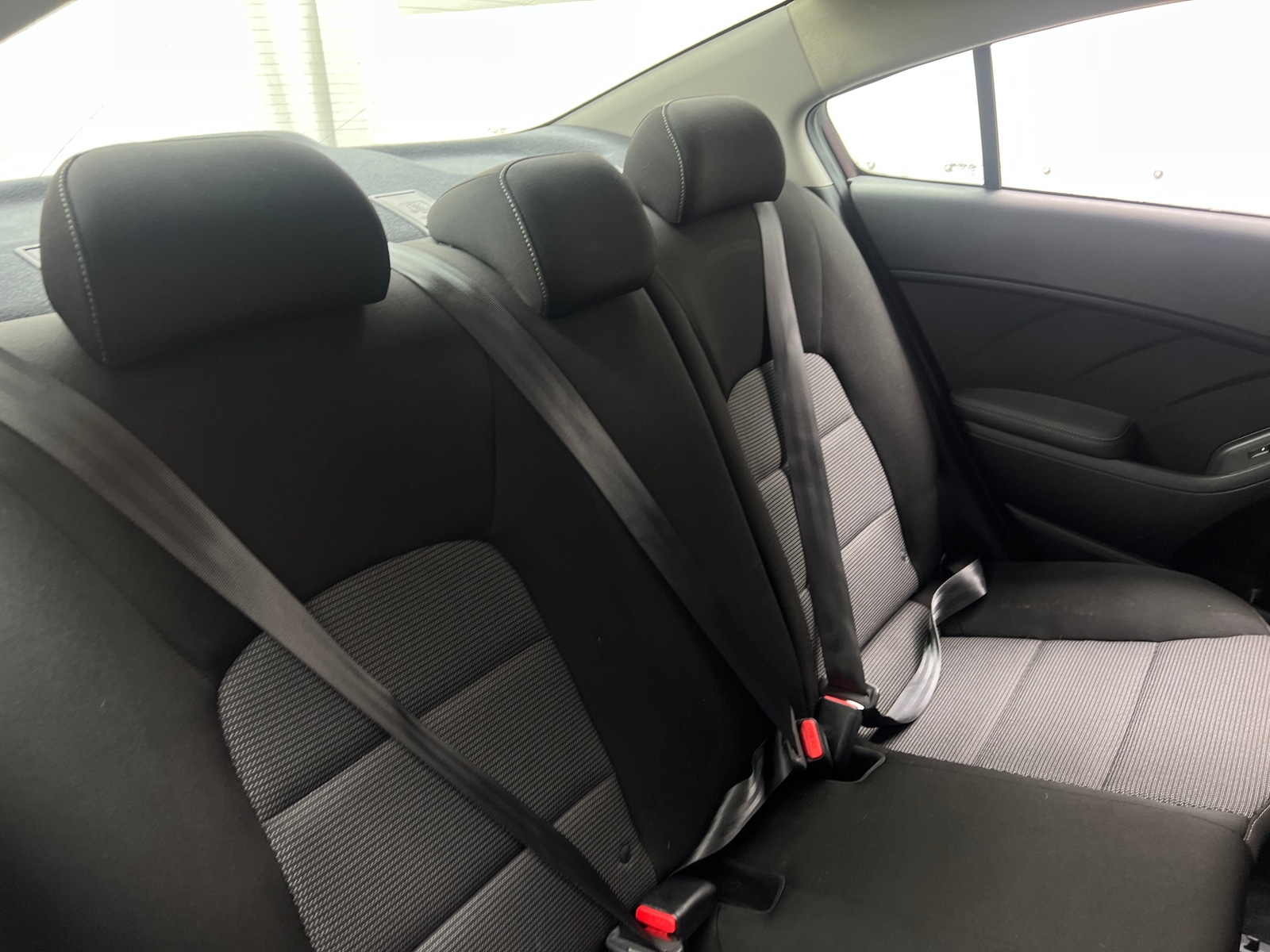 Thumbnail: 2017 Kia Forte - 6