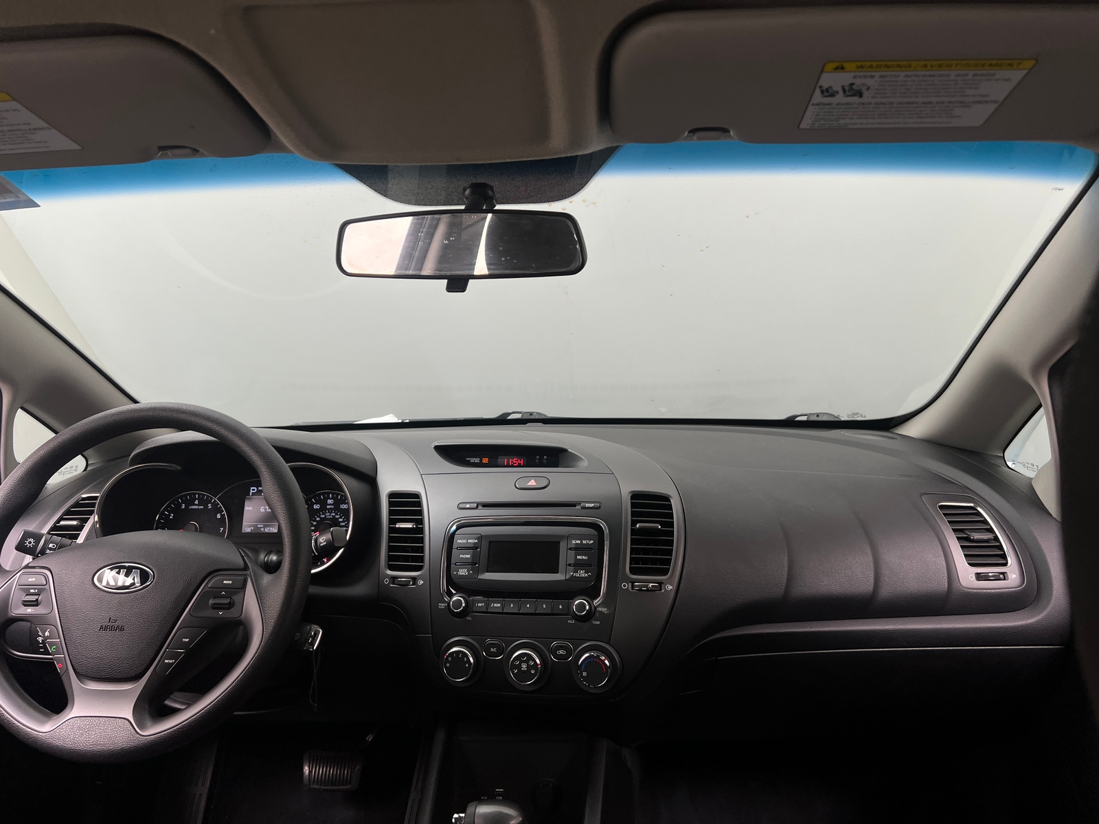 Thumbnail: 2017 Kia Forte - 3