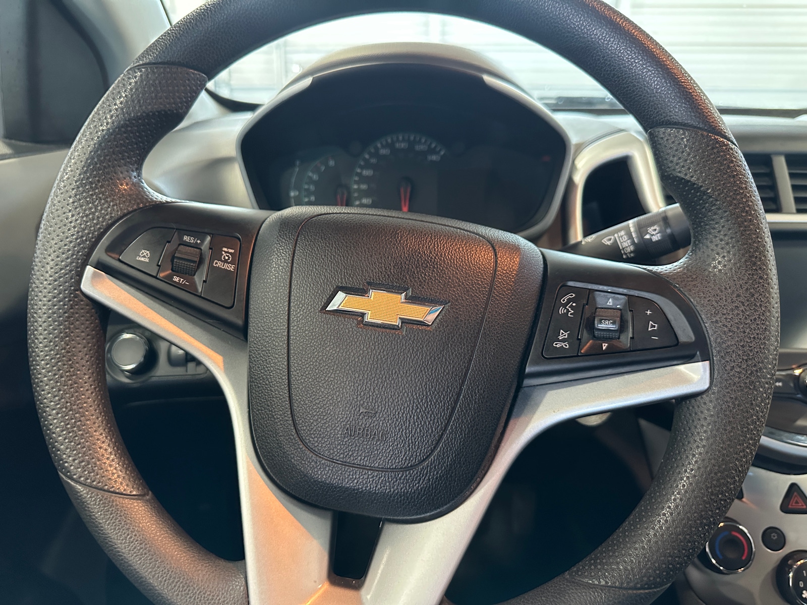 Thumbnail: 2017 Chevrolet Sonic - 5