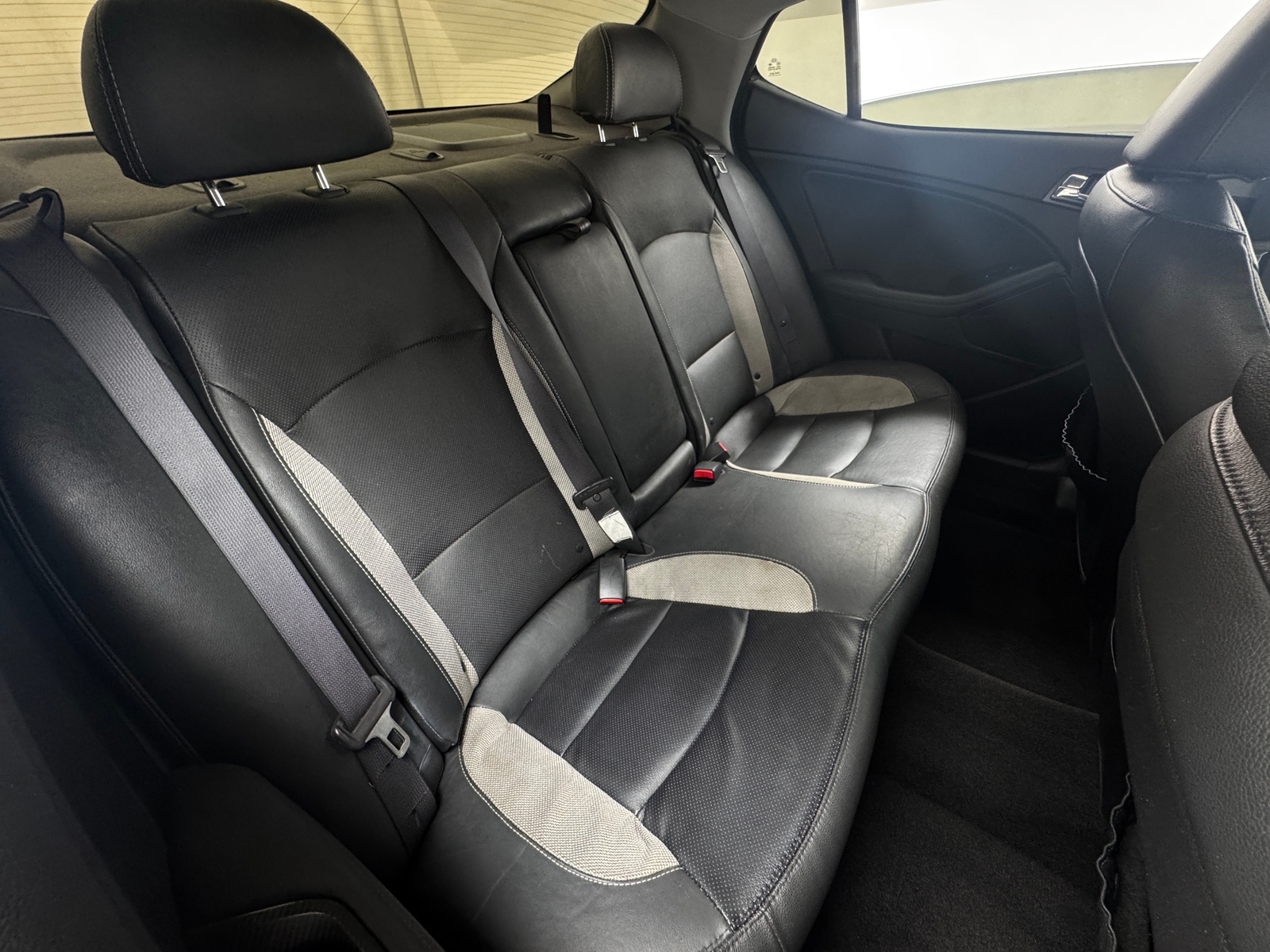 Thumbnail: 2012 Kia Optima - 5