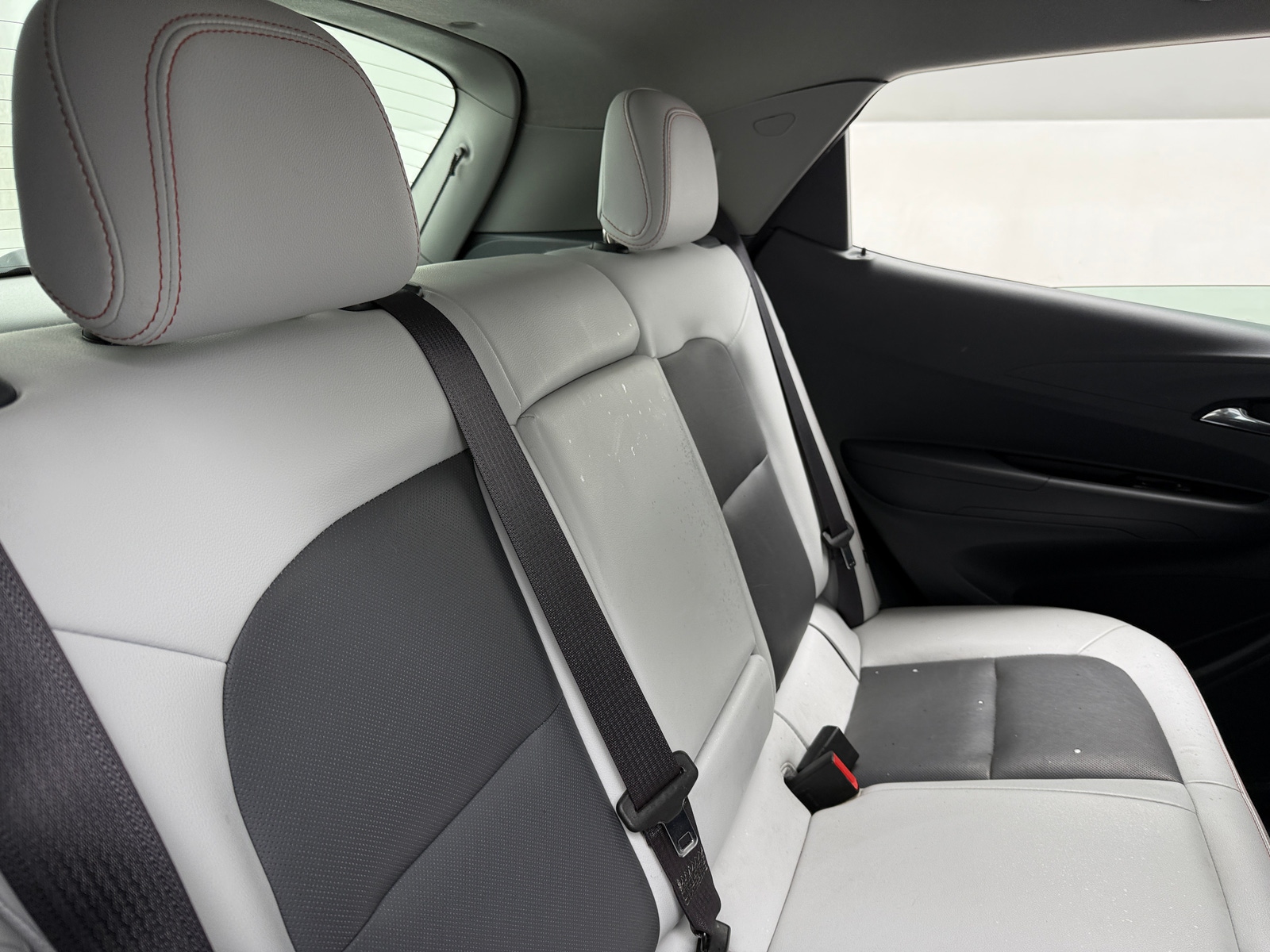 Thumbnail: 2017 Chevrolet Bolt EV - 5