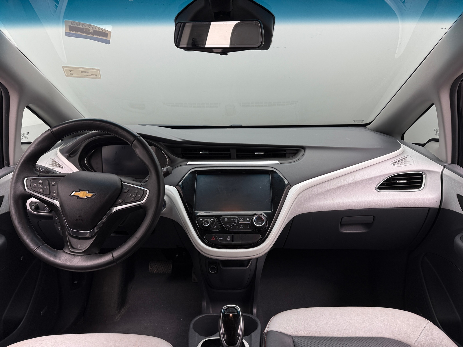 Thumbnail: 2017 Chevrolet Bolt EV - 2
