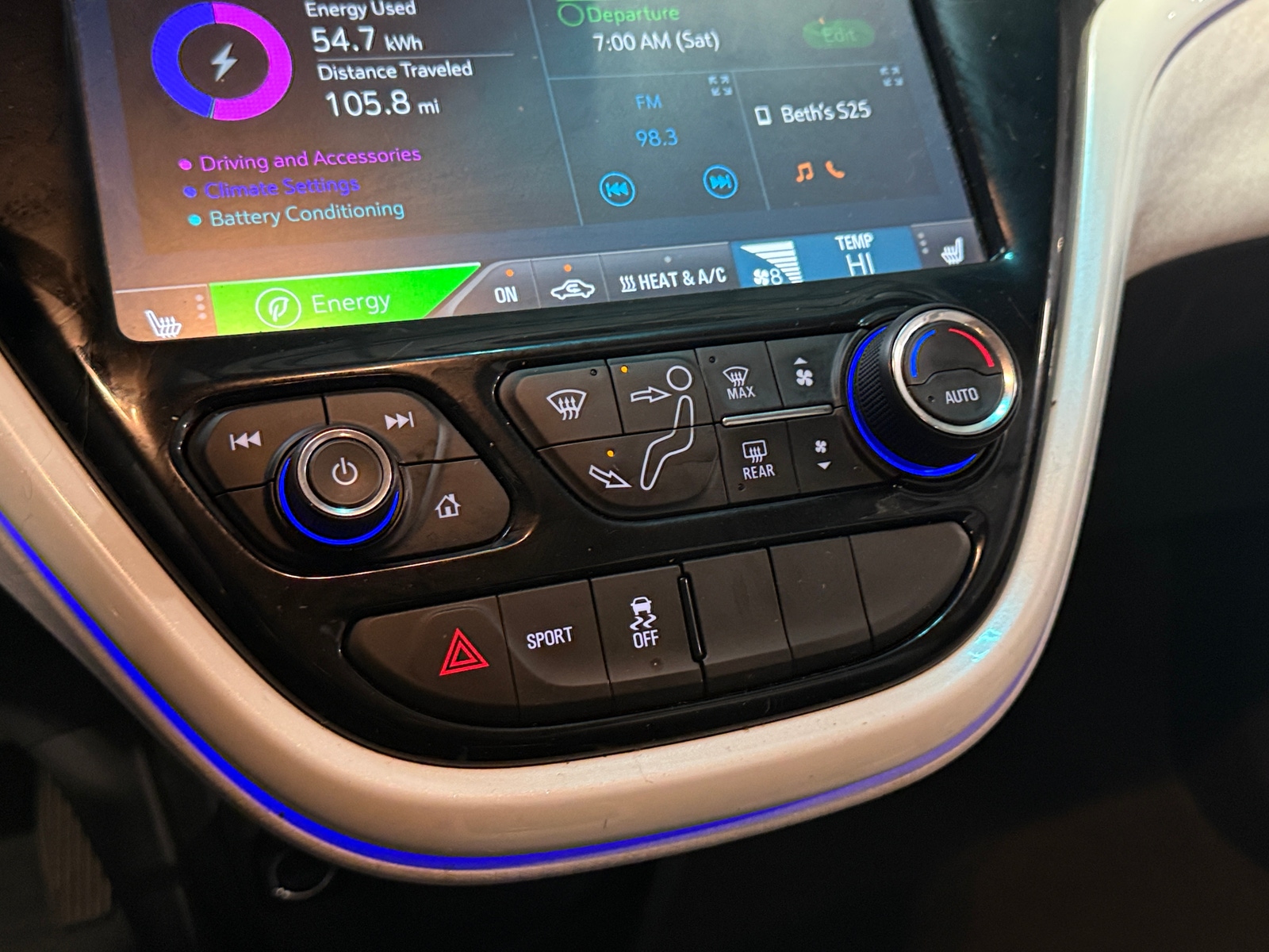 Thumbnail: 2017 Chevrolet Bolt EV - 3