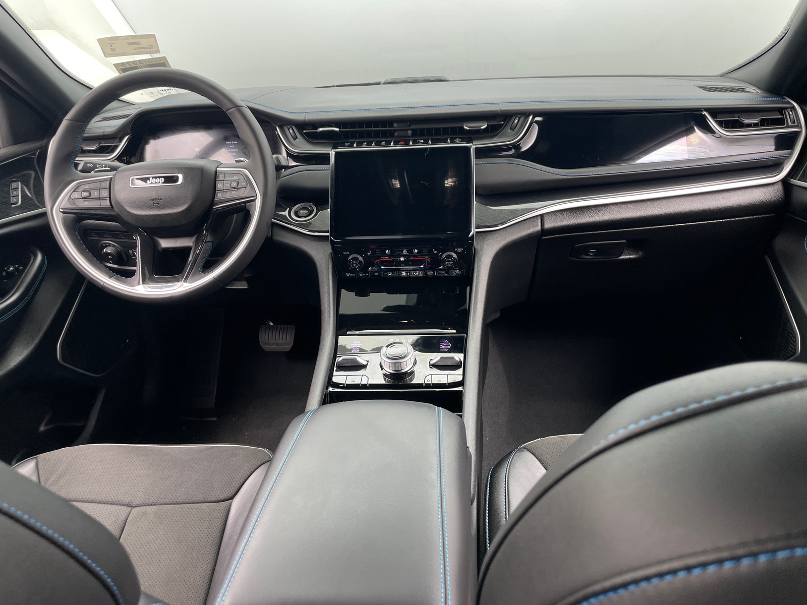 Thumbnail: 2023 Jeep Grand Cherokee - 2