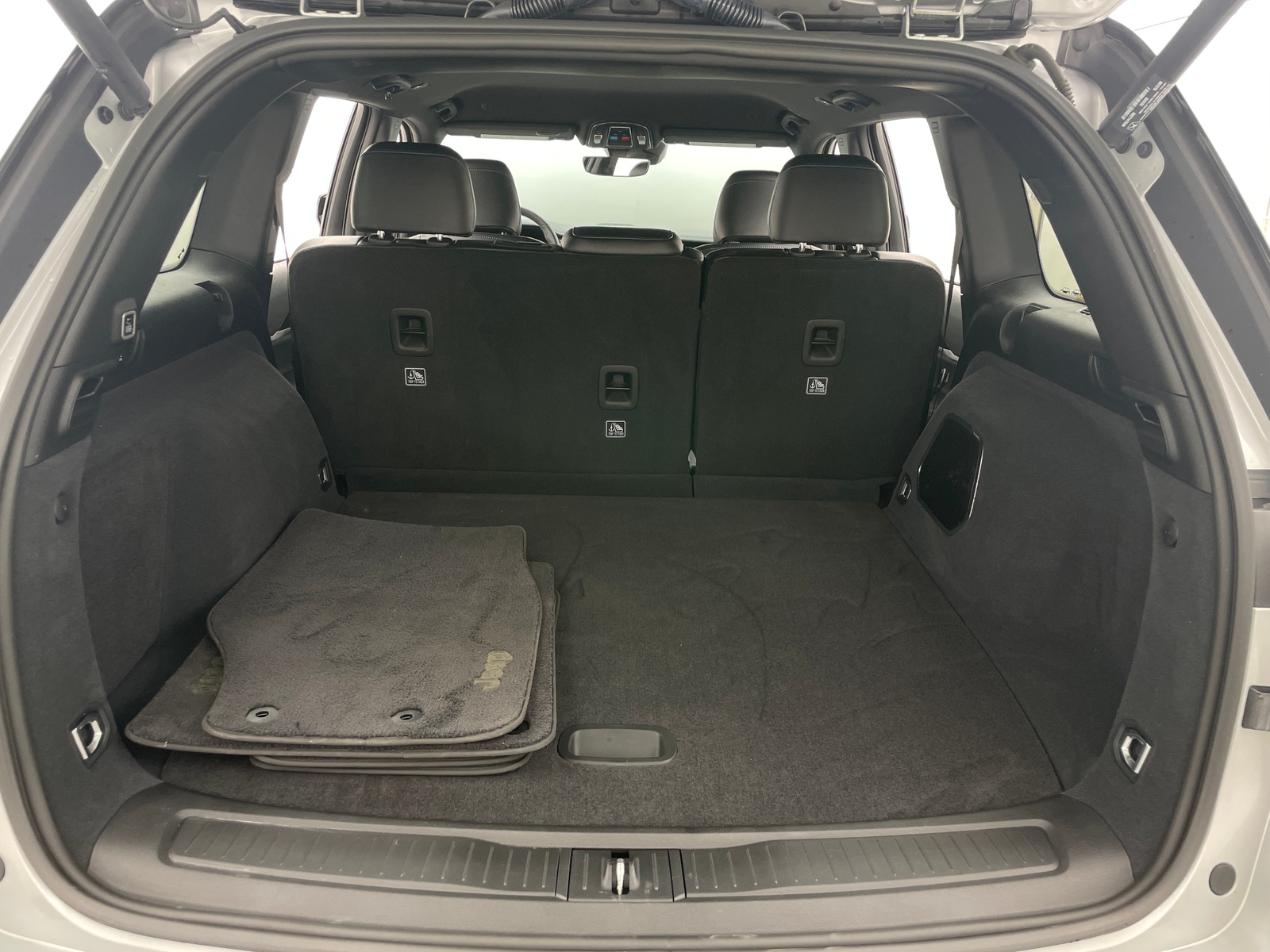 Thumbnail: 2023 Jeep Grand Cherokee - 6