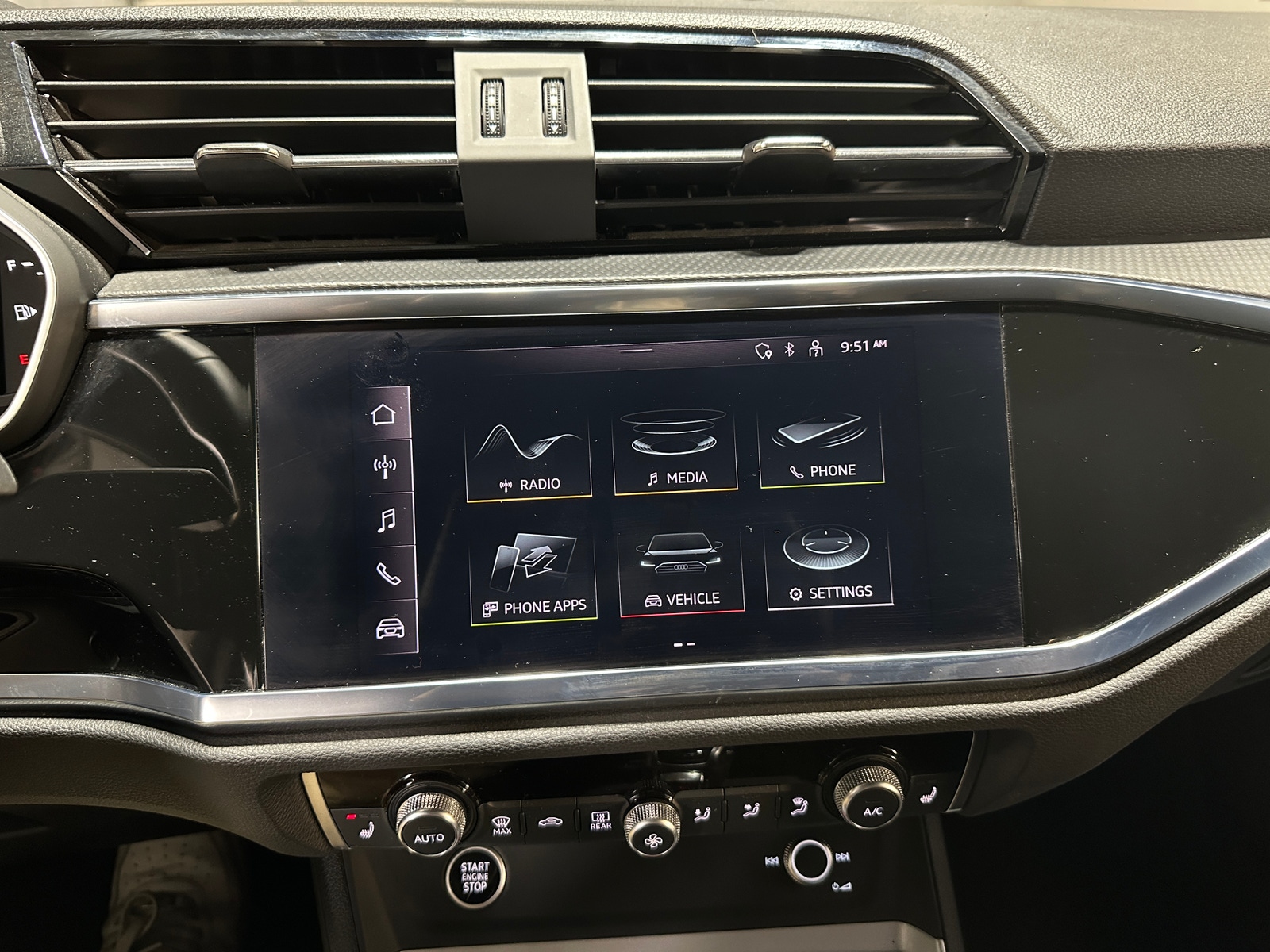 Thumbnail: 2022 Audi Q3 - 3