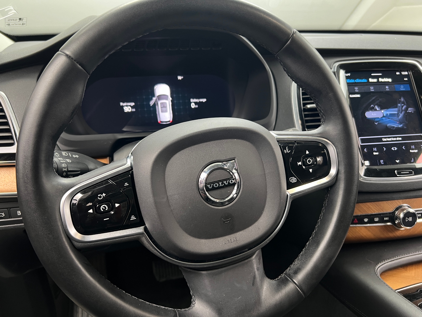 Thumbnail: 2023 Volvo XC90 - 4