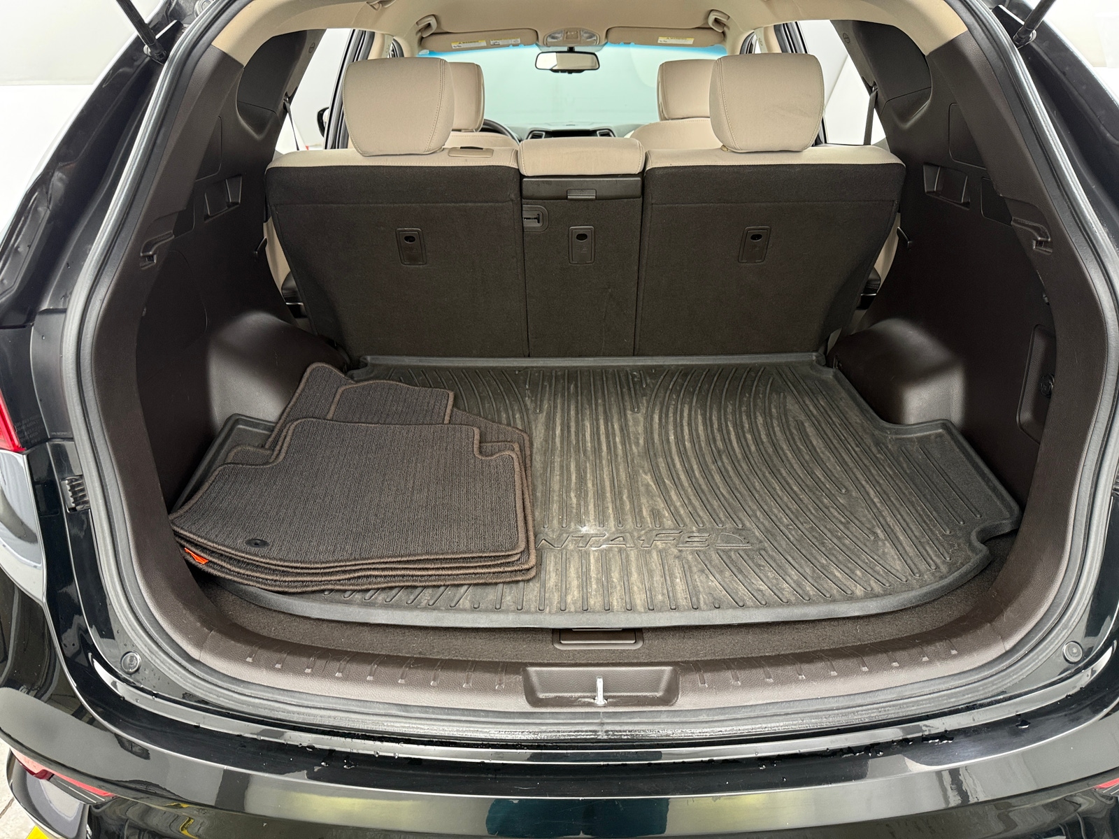 Thumbnail: 2017 Hyundai Santa Fe - 7