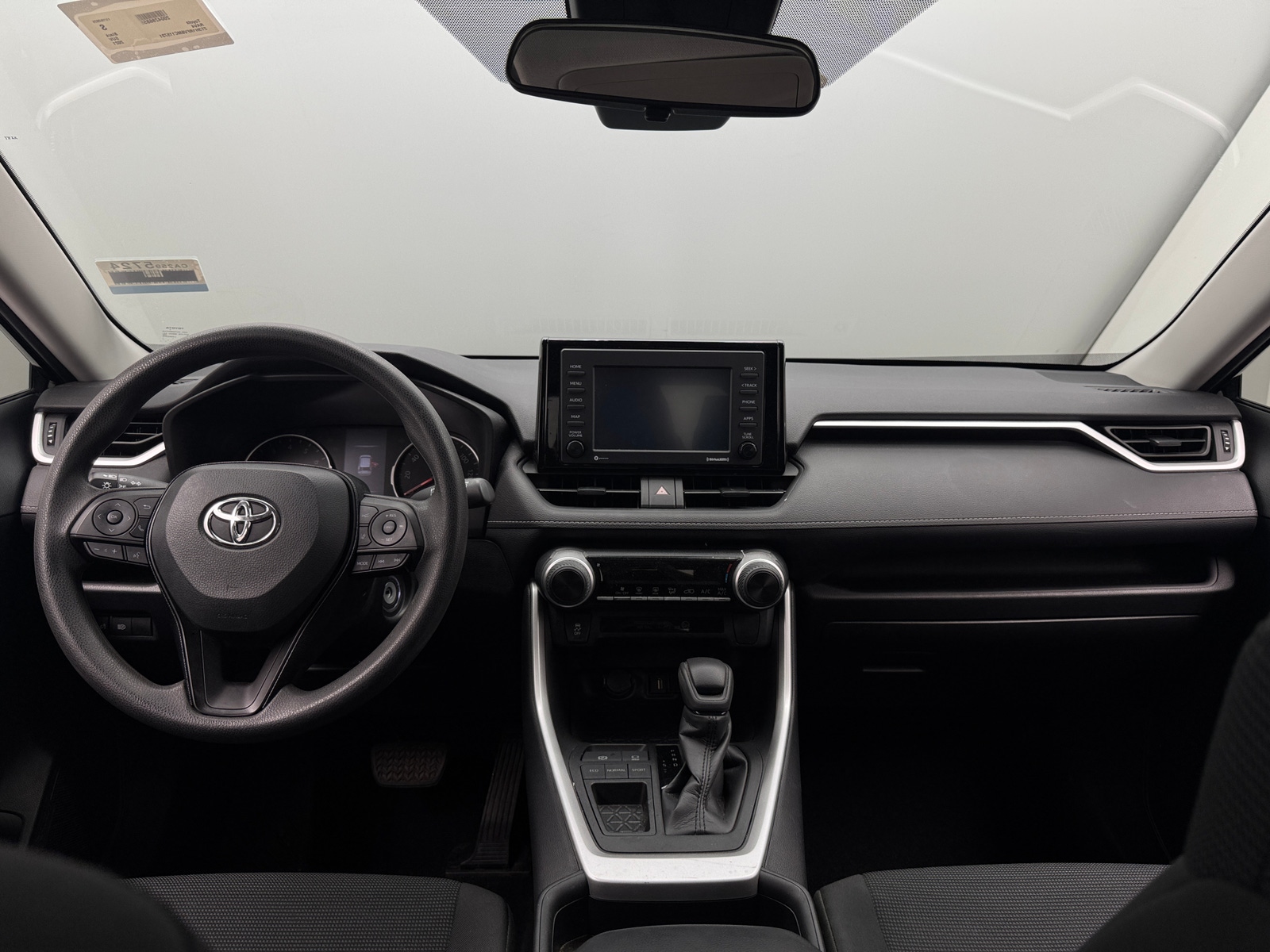 Thumbnail: 2021 Toyota RAV4 - 3