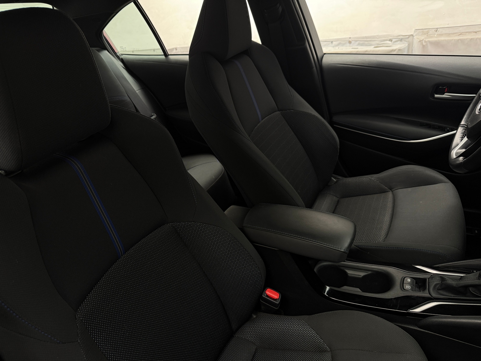 Thumbnail: 2022 Toyota Corolla - 2