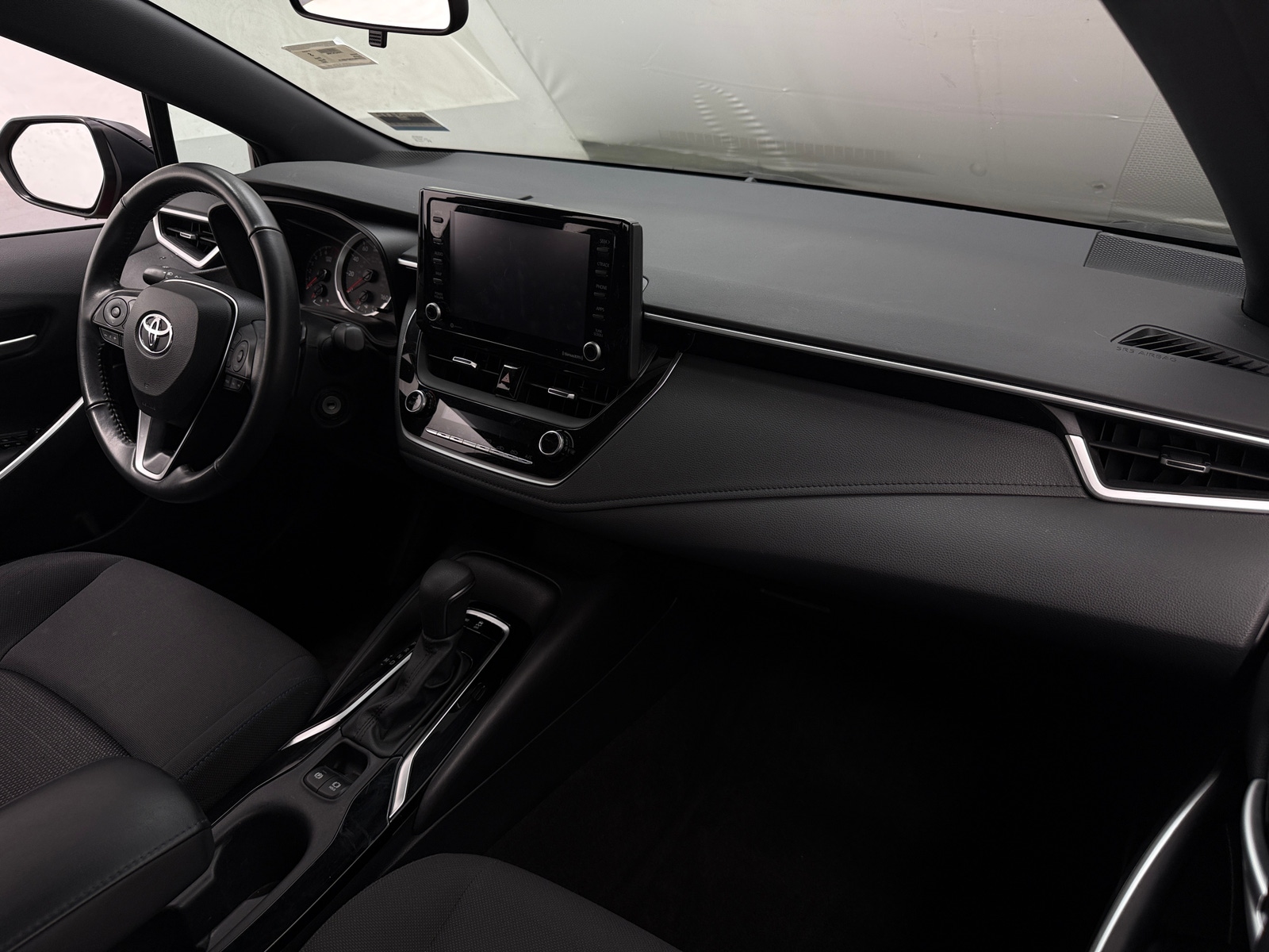 Thumbnail: 2022 Toyota Corolla - 3