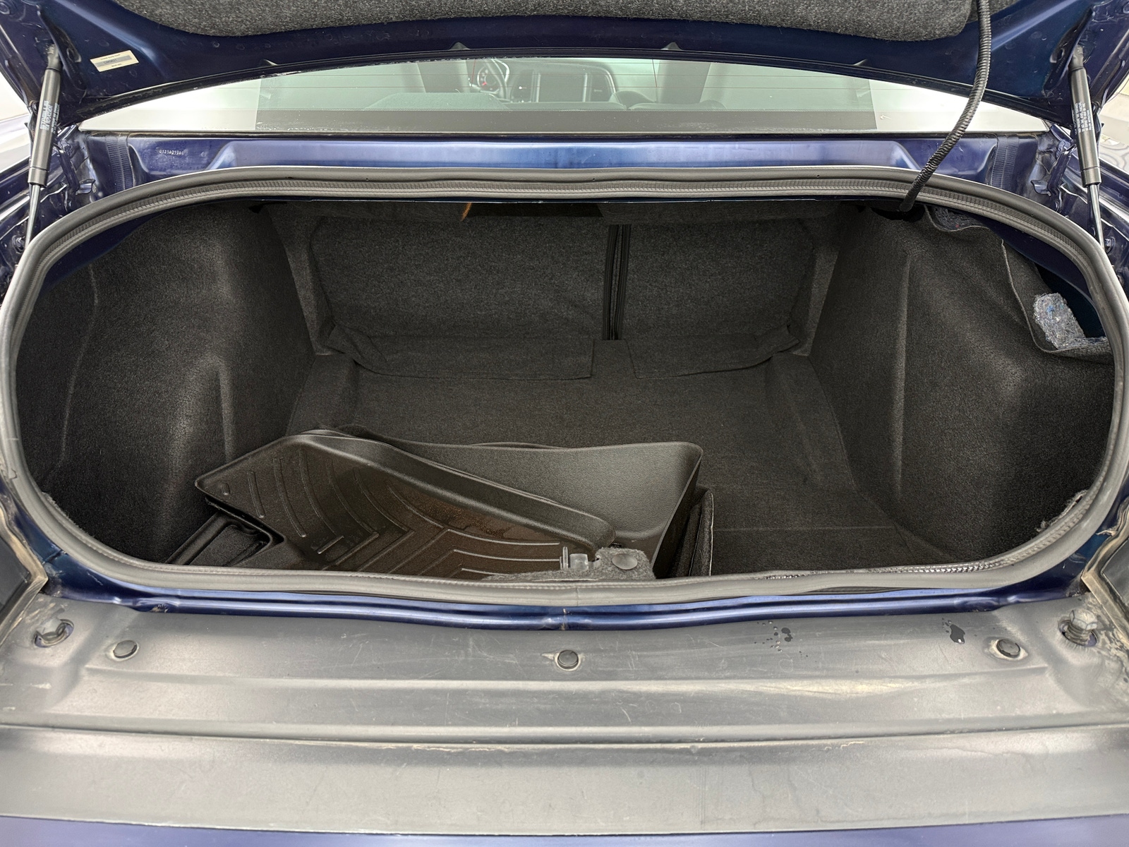 Thumbnail: 2015 Dodge Challenger - 5