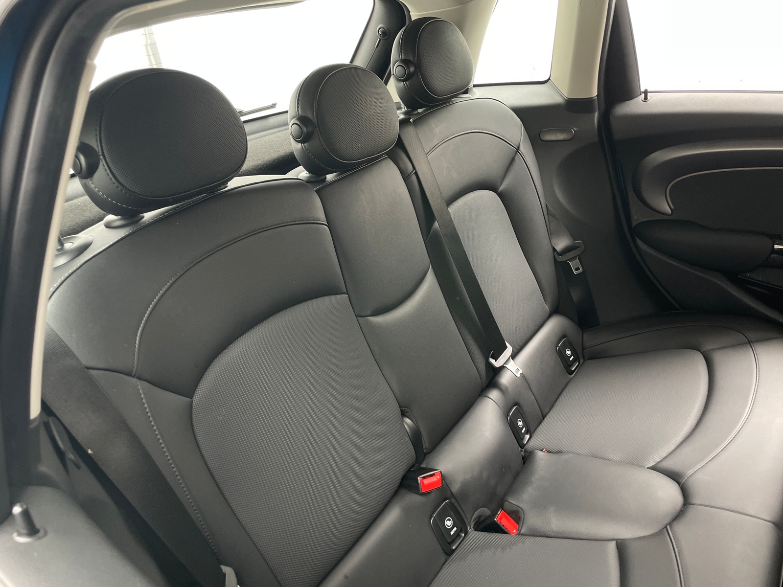 Thumbnail: 2023 MINI Cooper Hardtop - 5