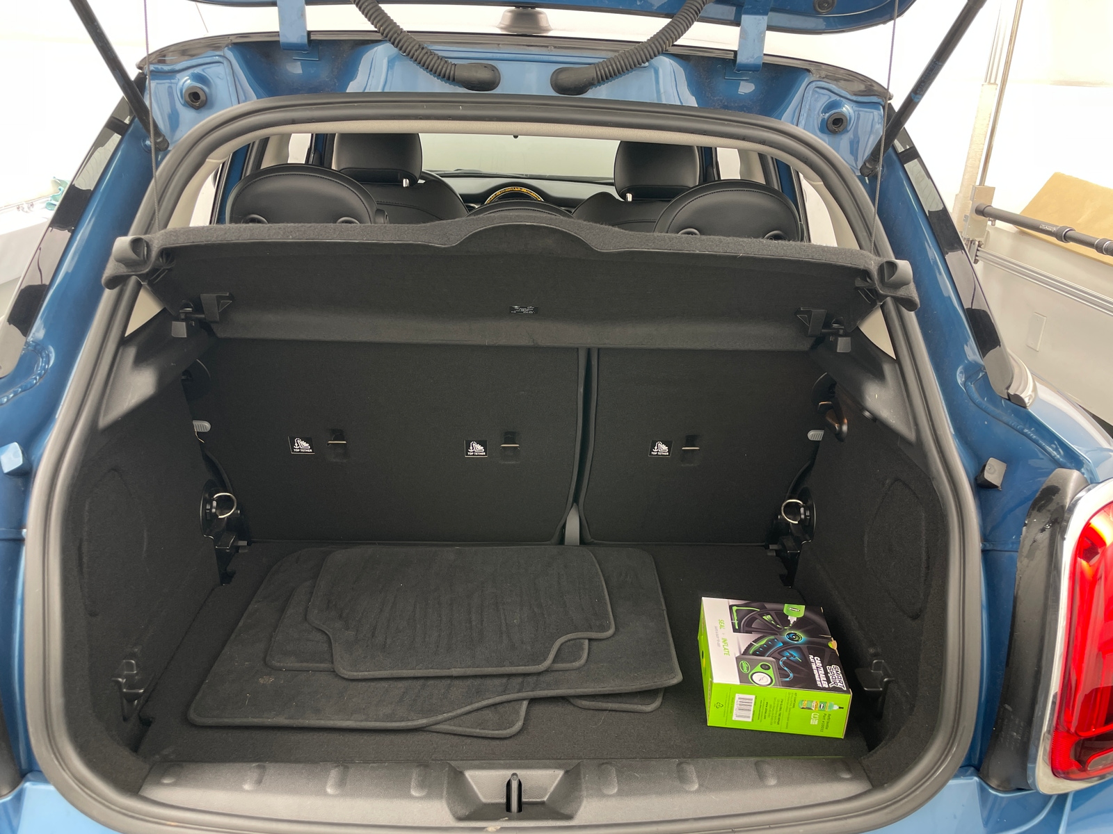 Thumbnail: 2023 MINI Cooper Hardtop - 6