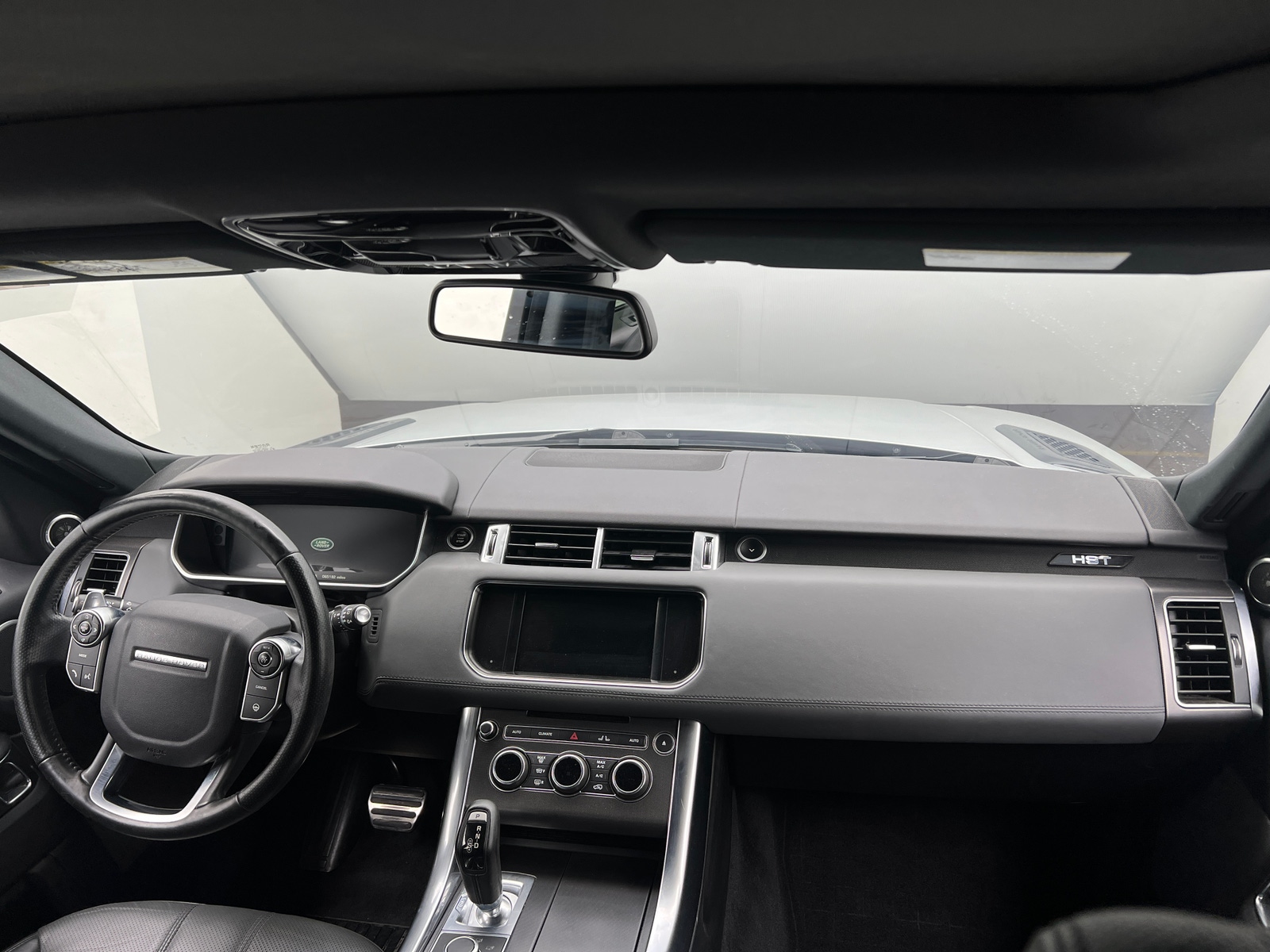 Thumbnail: 2016 Land Rover Range Rover Sport - 2