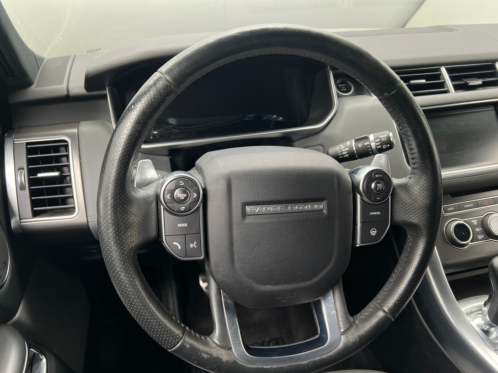 Thumbnail: 2016 Land Rover Range Rover Sport - 4