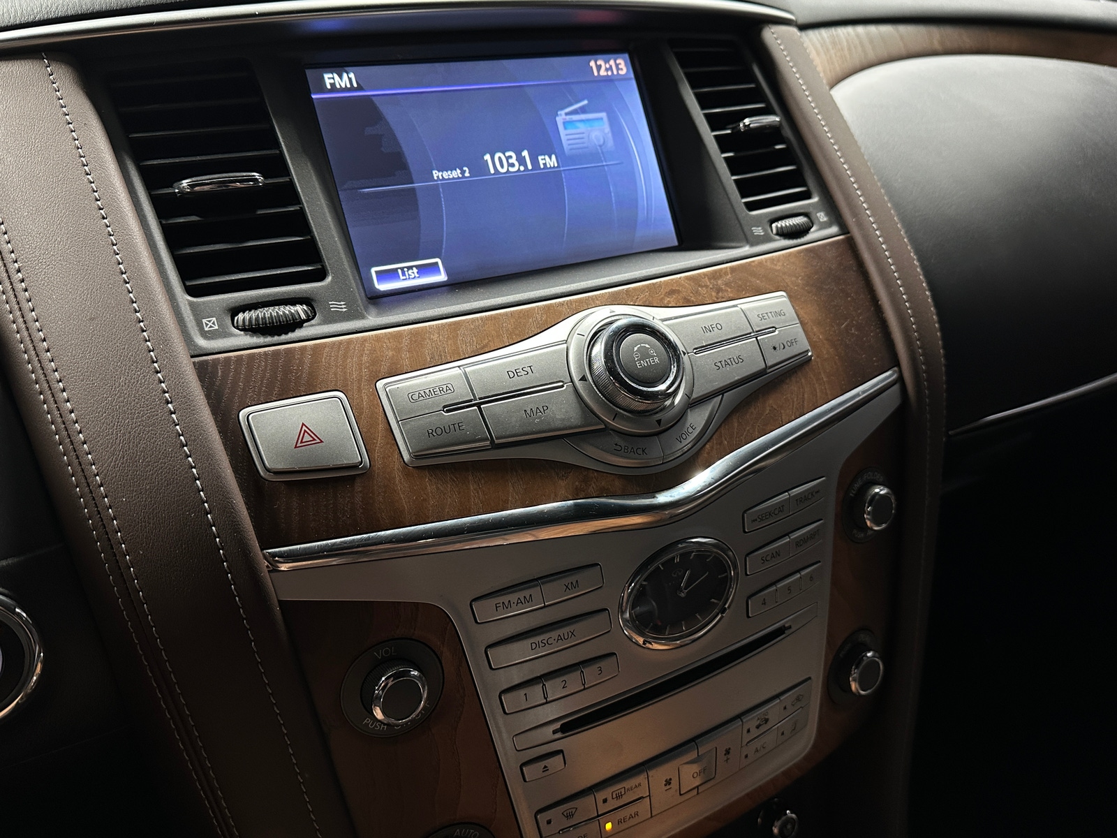 Thumbnail: 2016 INFINITI QX80 - 3