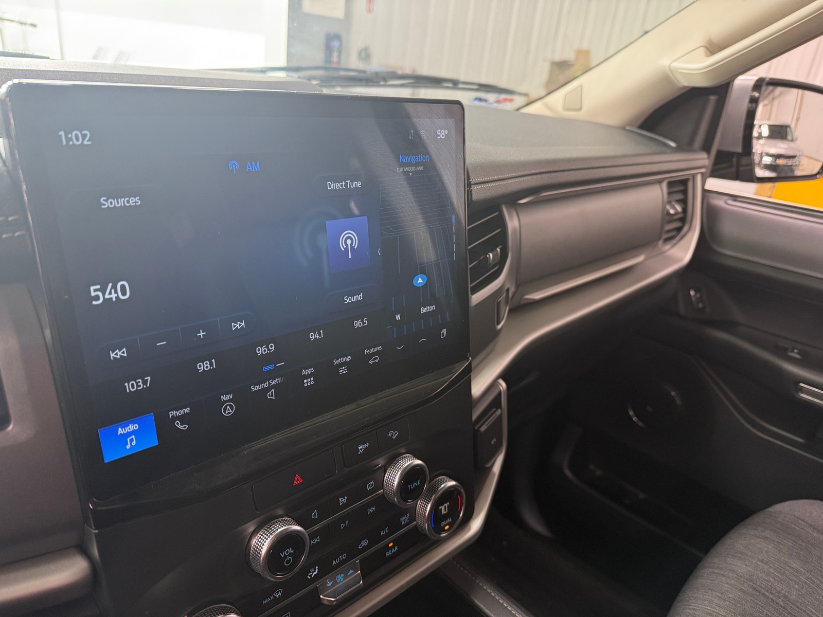 Thumbnail: 2022 Ford Expedition - 4