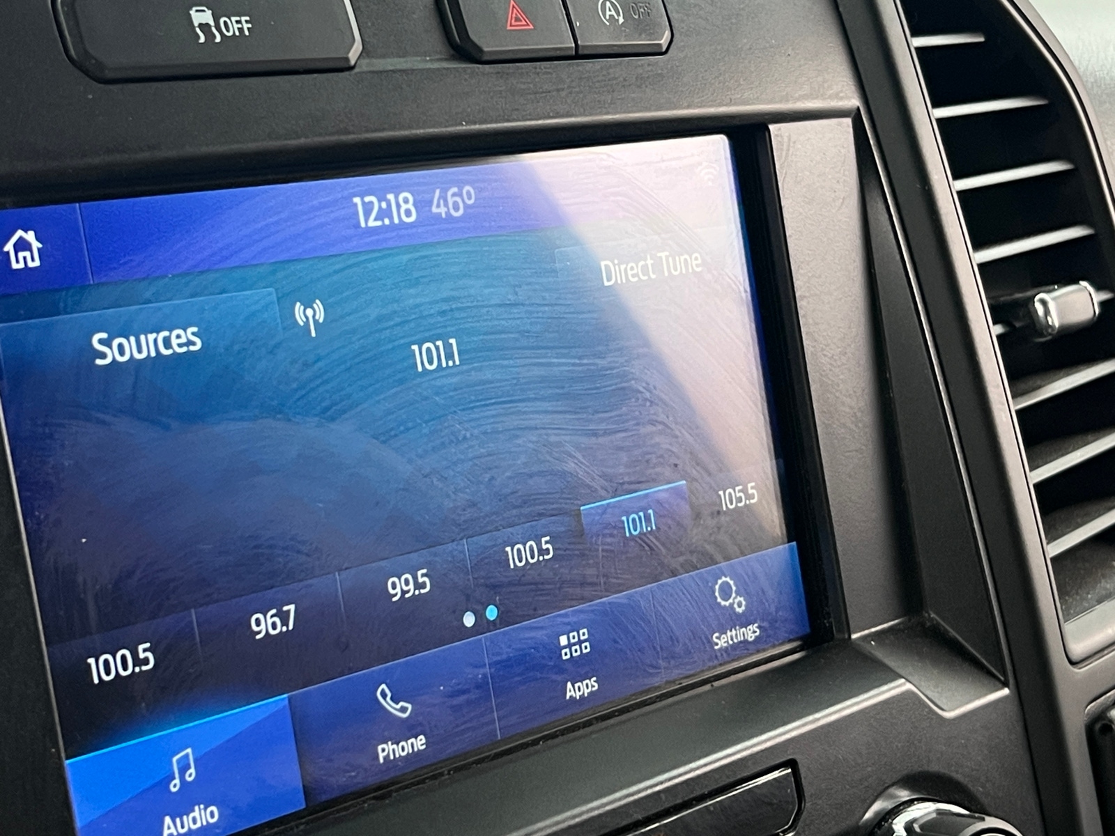 Thumbnail: 2020 Ford Econoline - 4