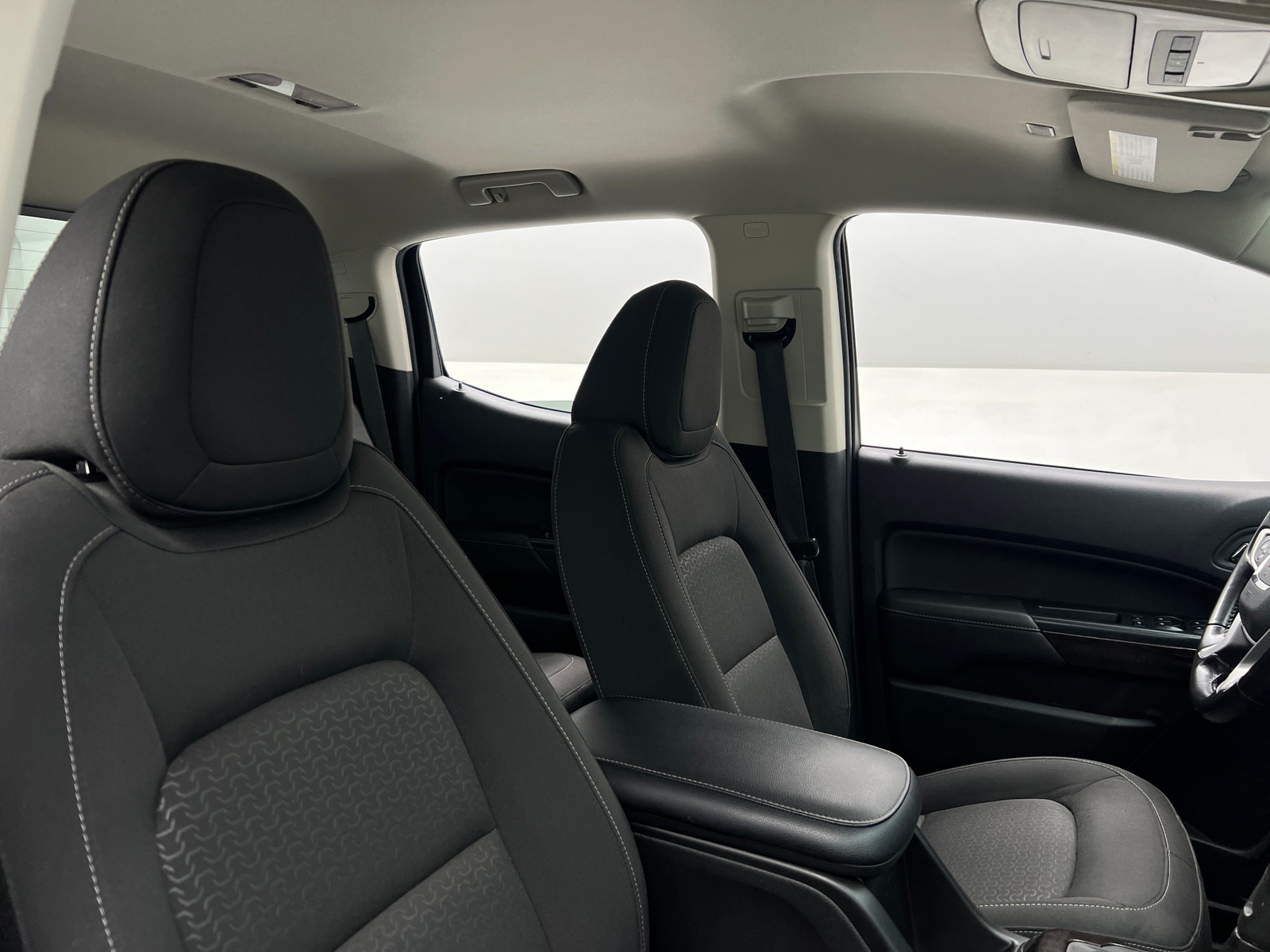 Thumbnail: 2018 GMC Canyon - 2