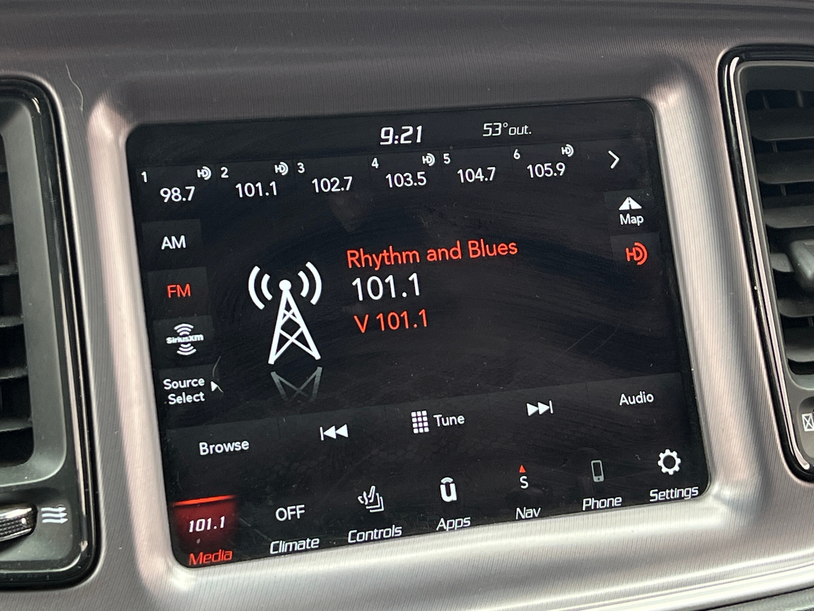 Thumbnail: 2020 Dodge Challenger - 2