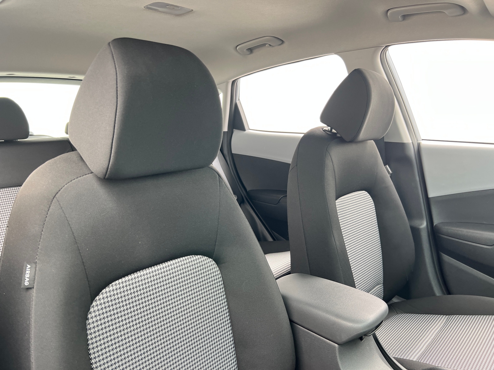 Thumbnail: 2019 Hyundai Kona - 2