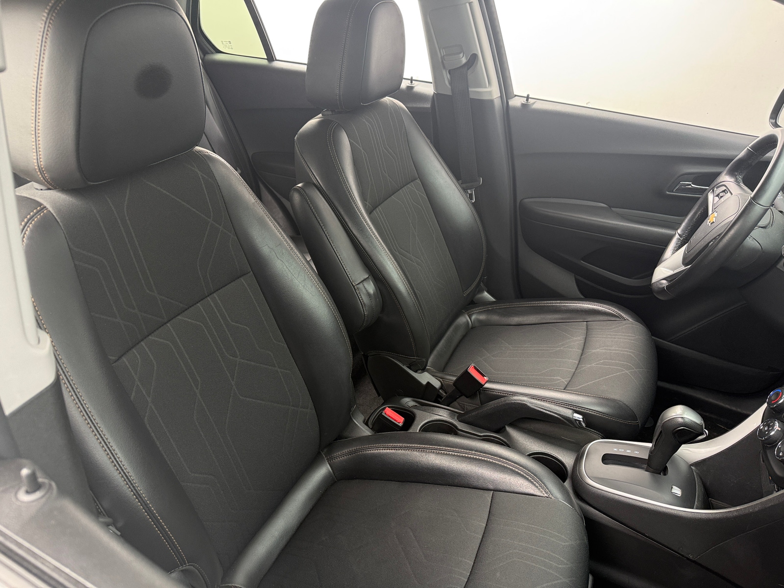 Thumbnail: 2019 Chevrolet Trax - 2