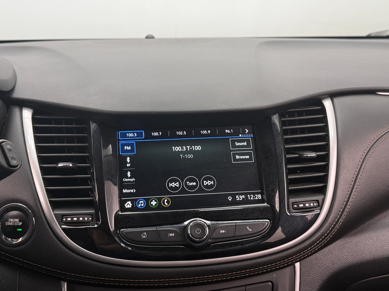 Thumbnail: 2019 Chevrolet Trax - 4